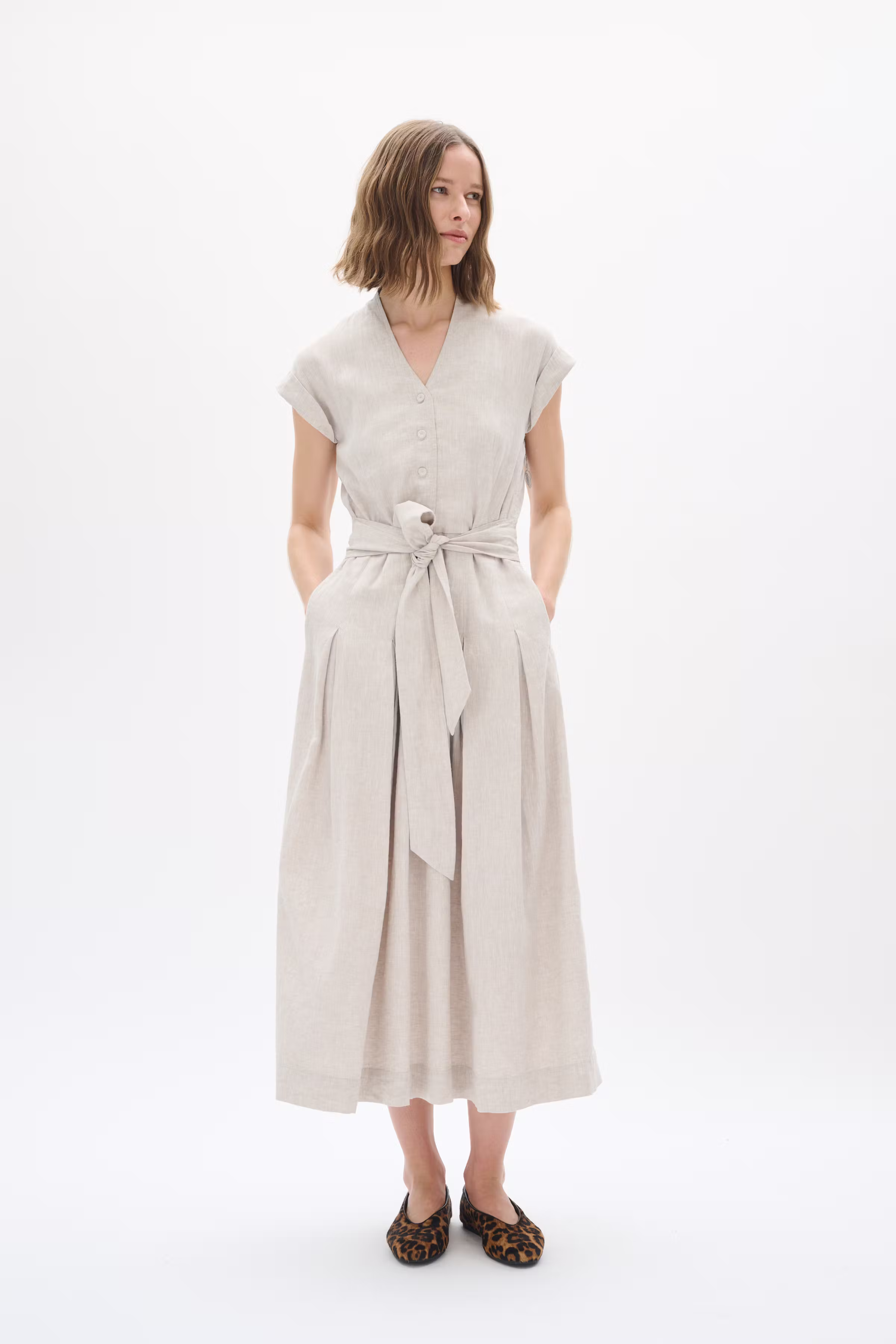 RimoneIW Linen Dress LOOKBOOK FRONT 30110362-1304031