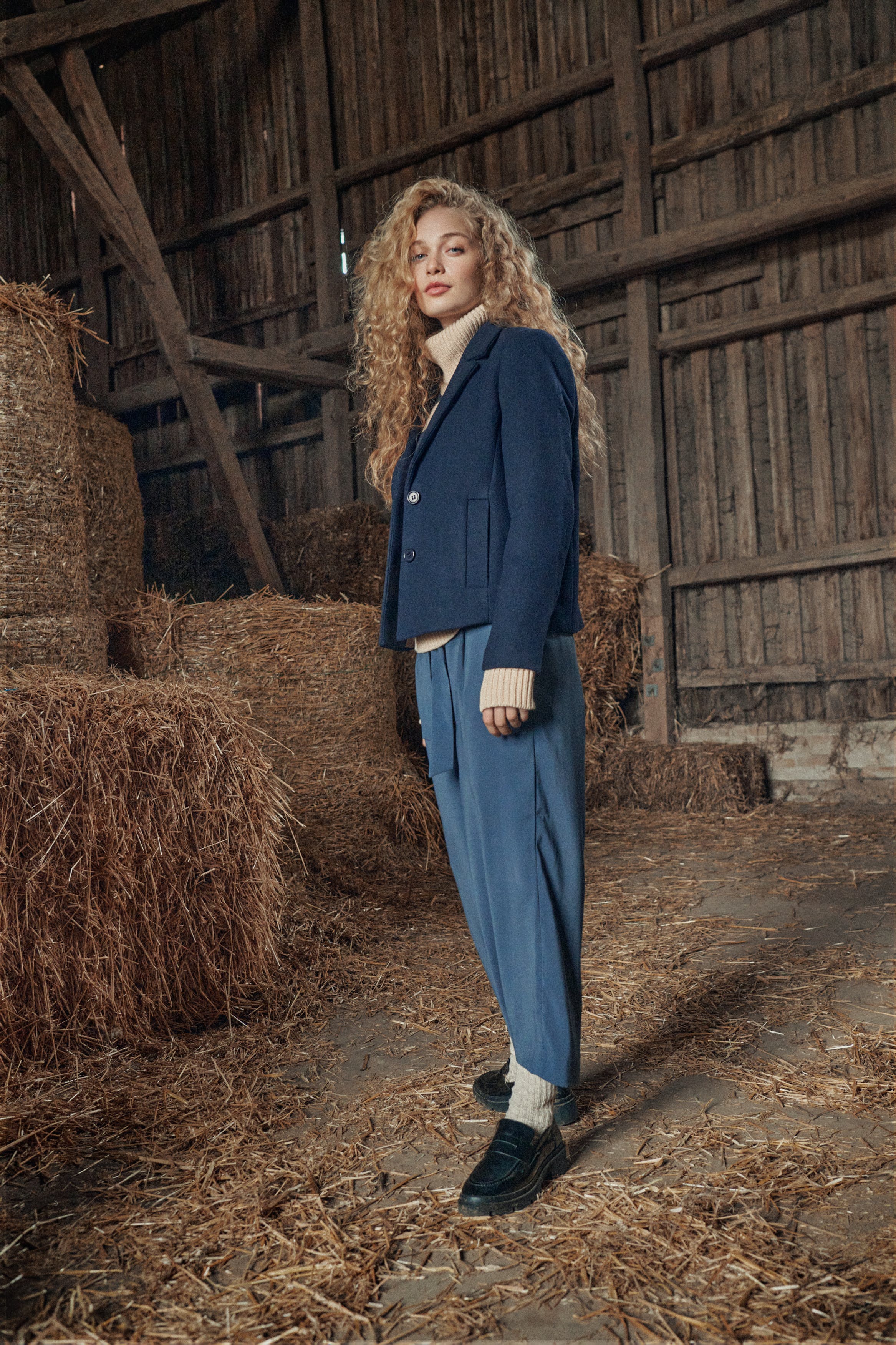 VivianSZ Kåpe LOCATION NONE 30512512-193924