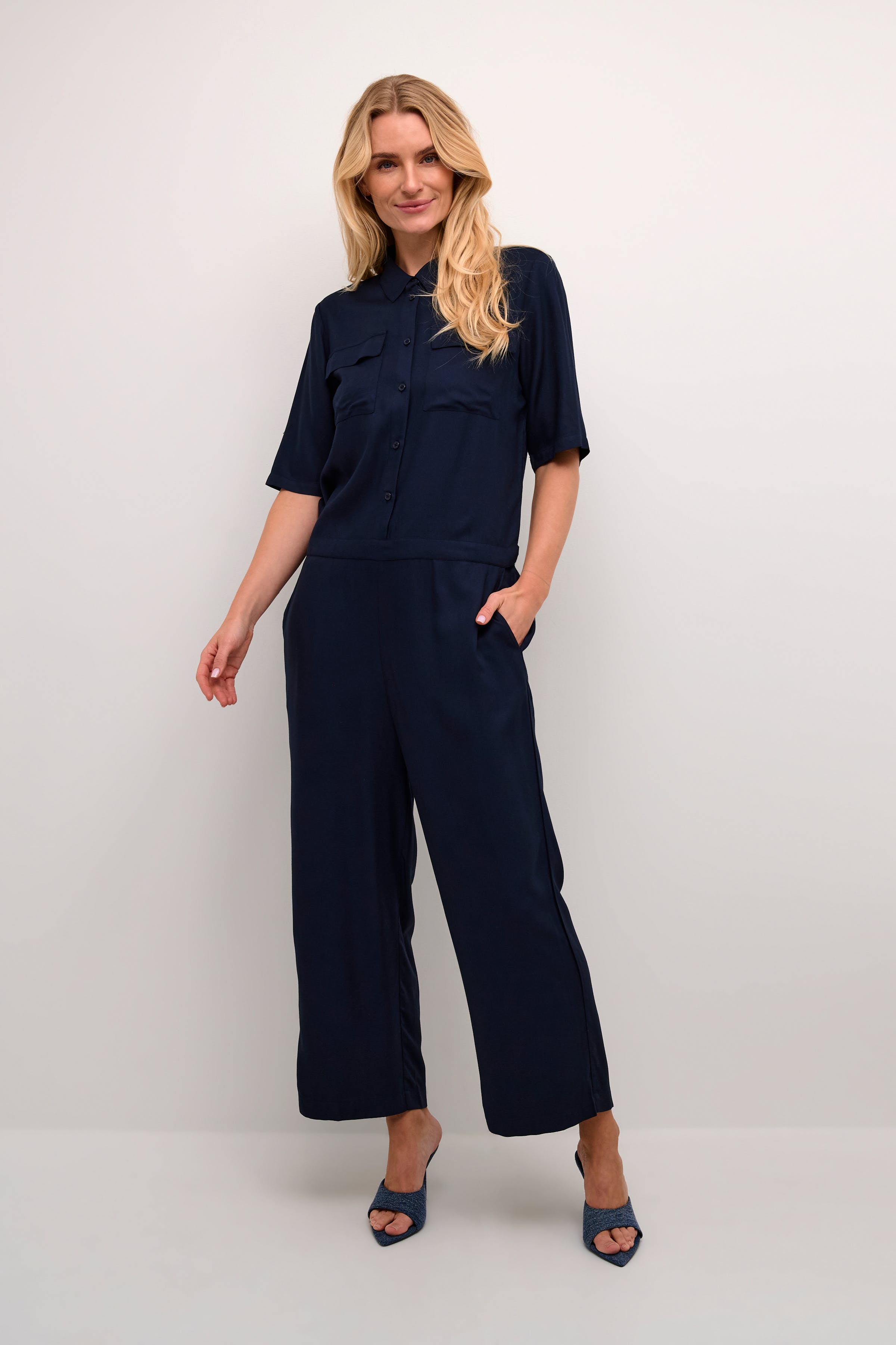 KAruthie Jumpsuit LOOKBOOK FRONT 10509442-194020