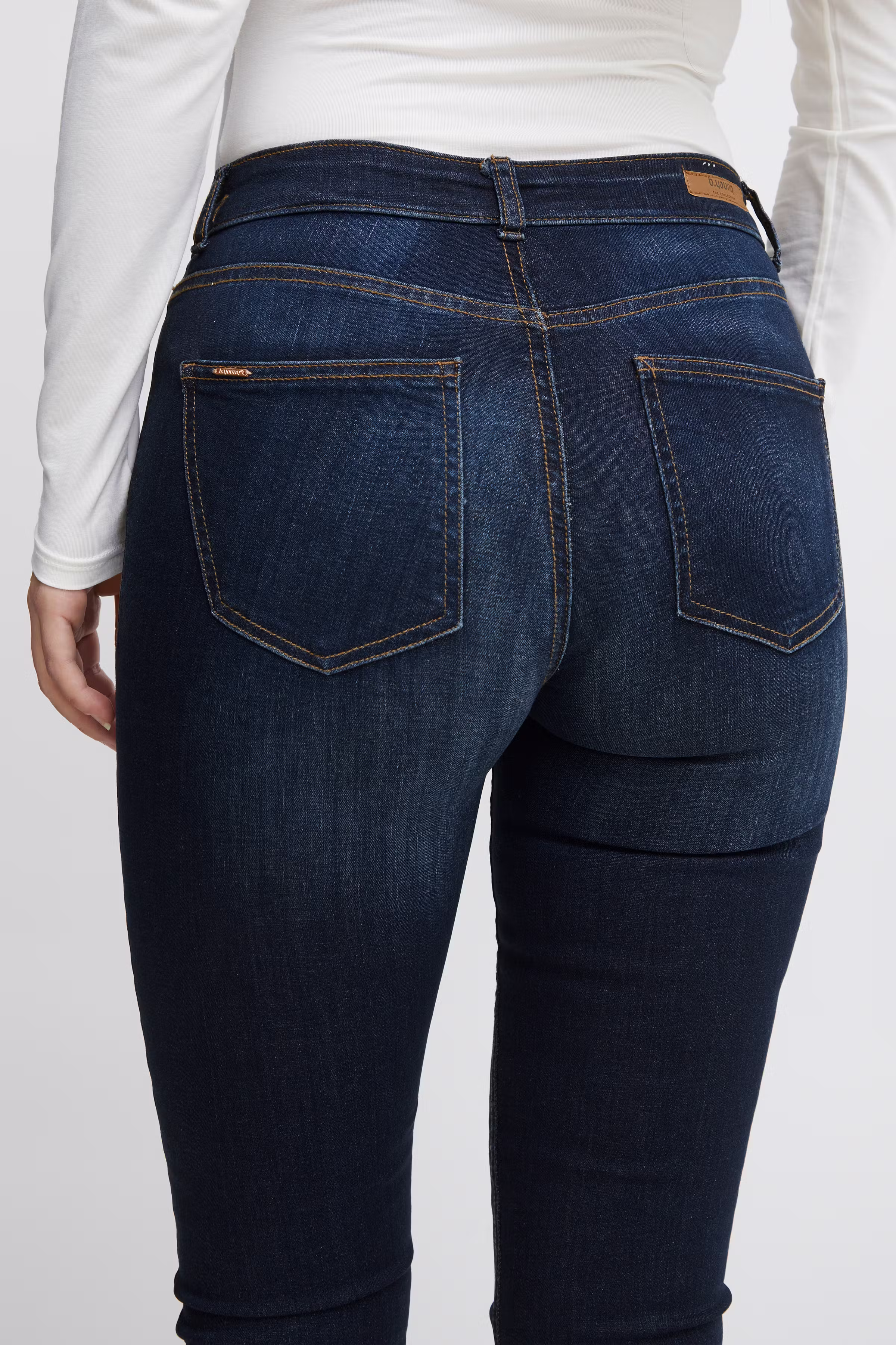 Lola Jeans LOOKBOOK DETAIL 20803214-80930