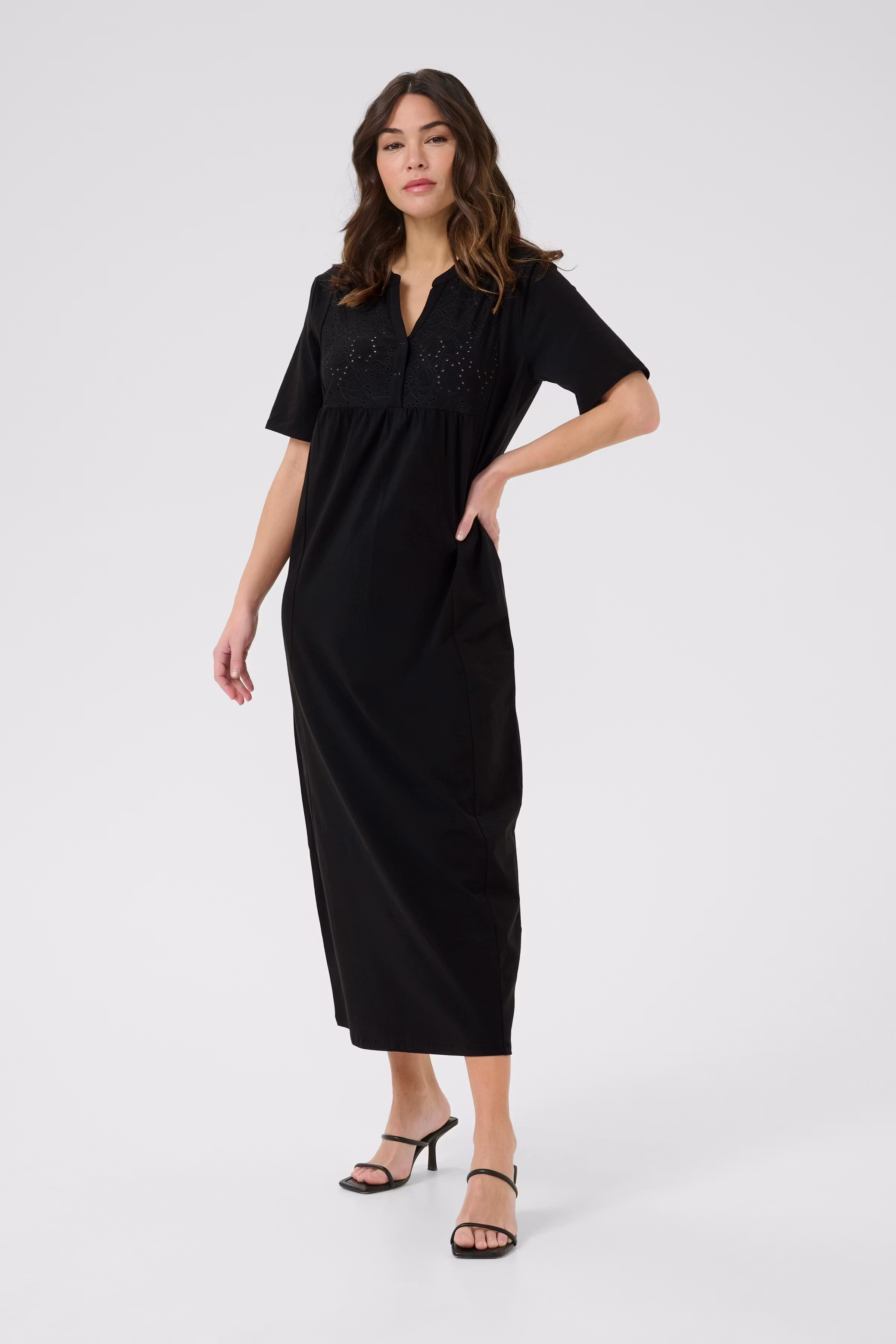 KAmiranda Dress LOOKBOOK FRONT 10510434-100121