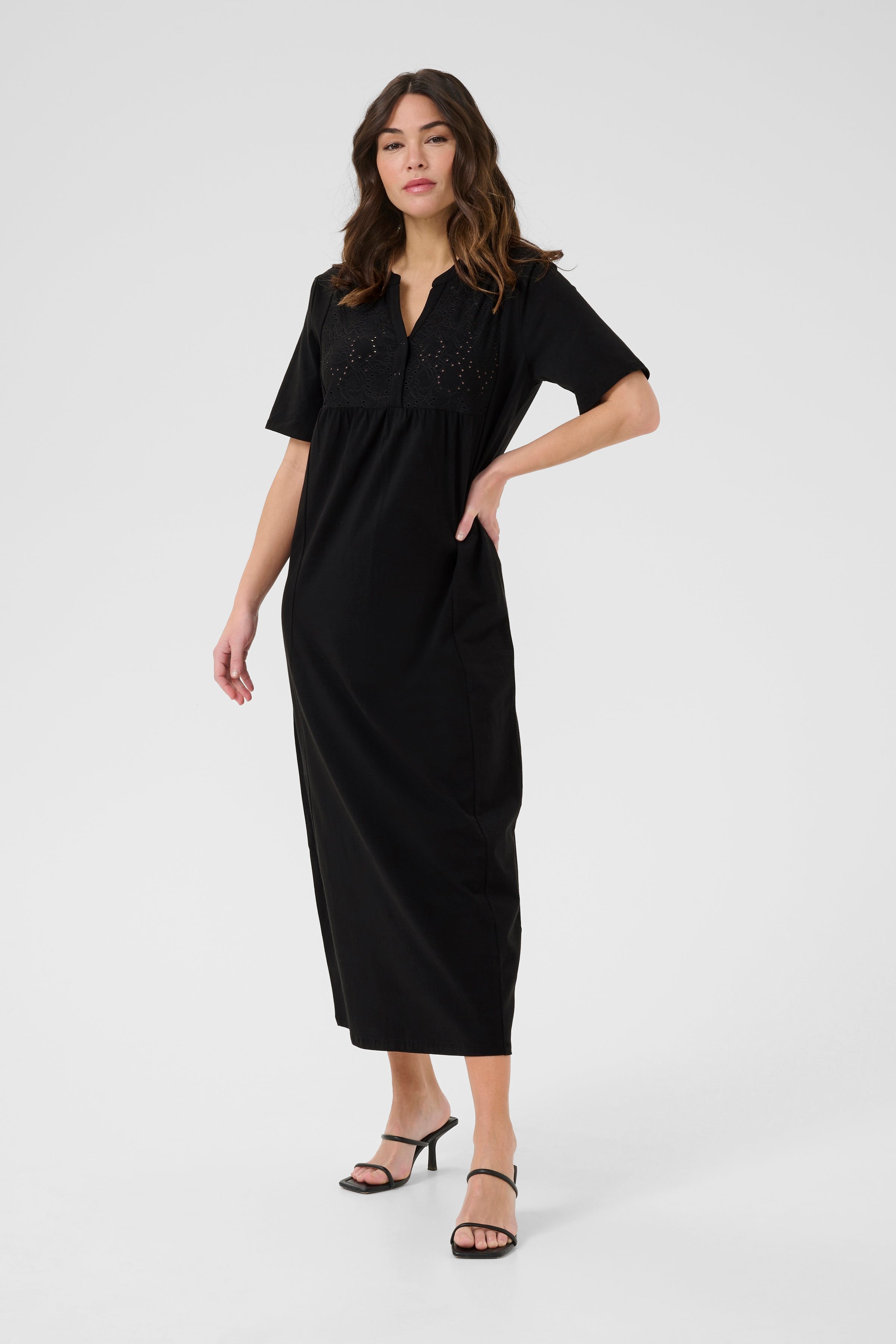 KAmiranda Klänning LOOKBOOK FRONT 10510434-100121