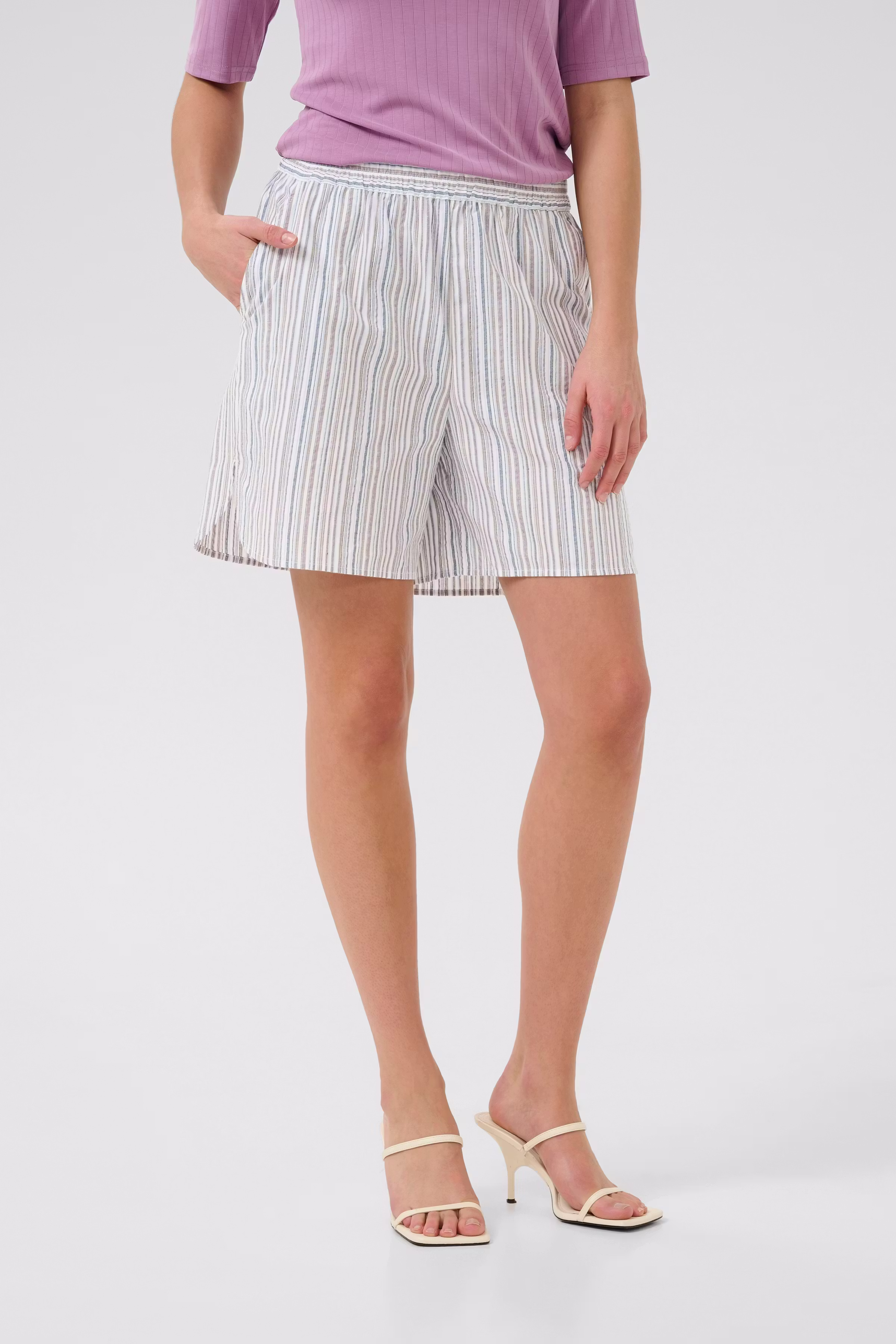 CUtwila Shorts LOOKBOOK FRONT 50111823-107645