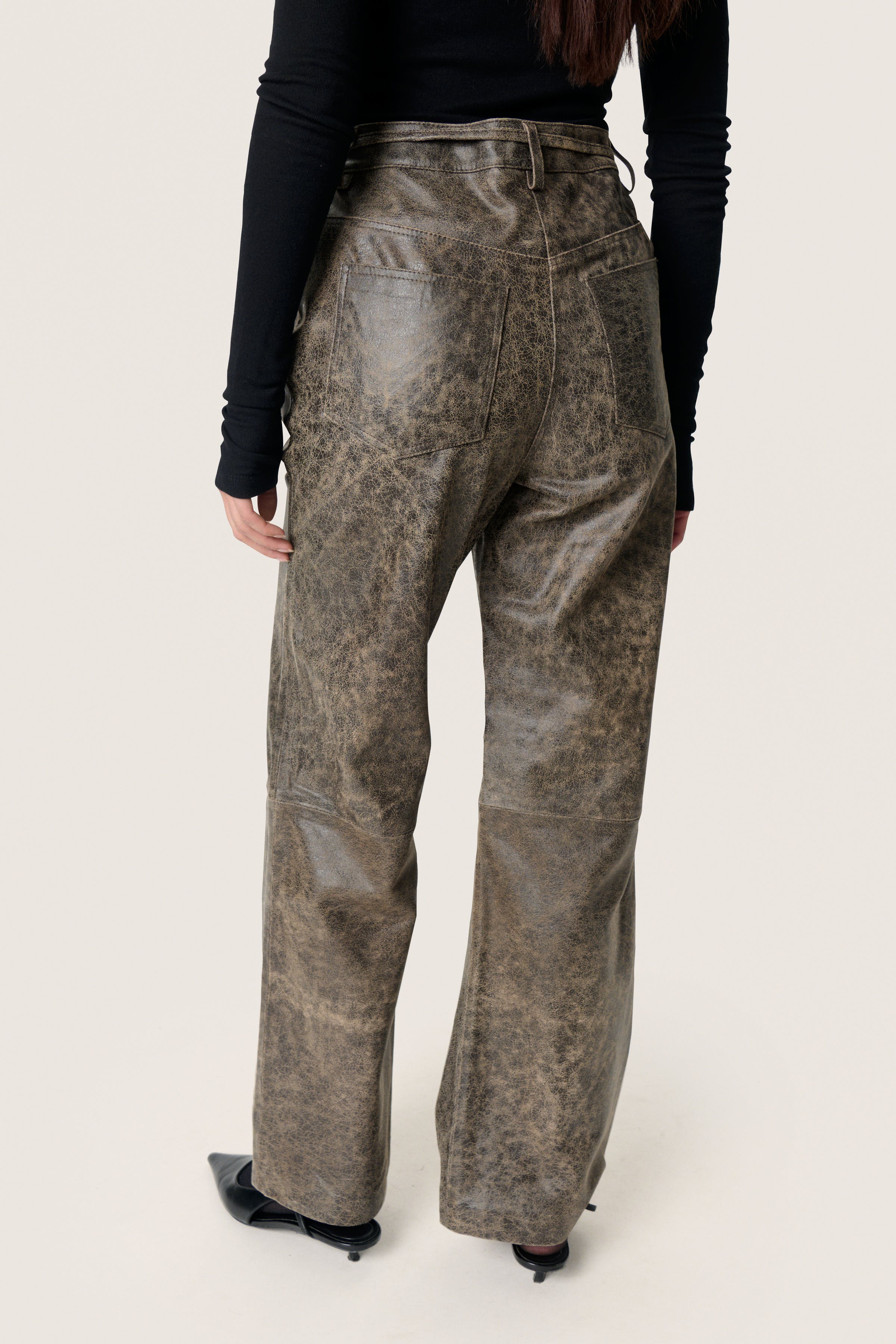 SLIsabeau Byxor LOOKBOOK BACK 30408575-304226