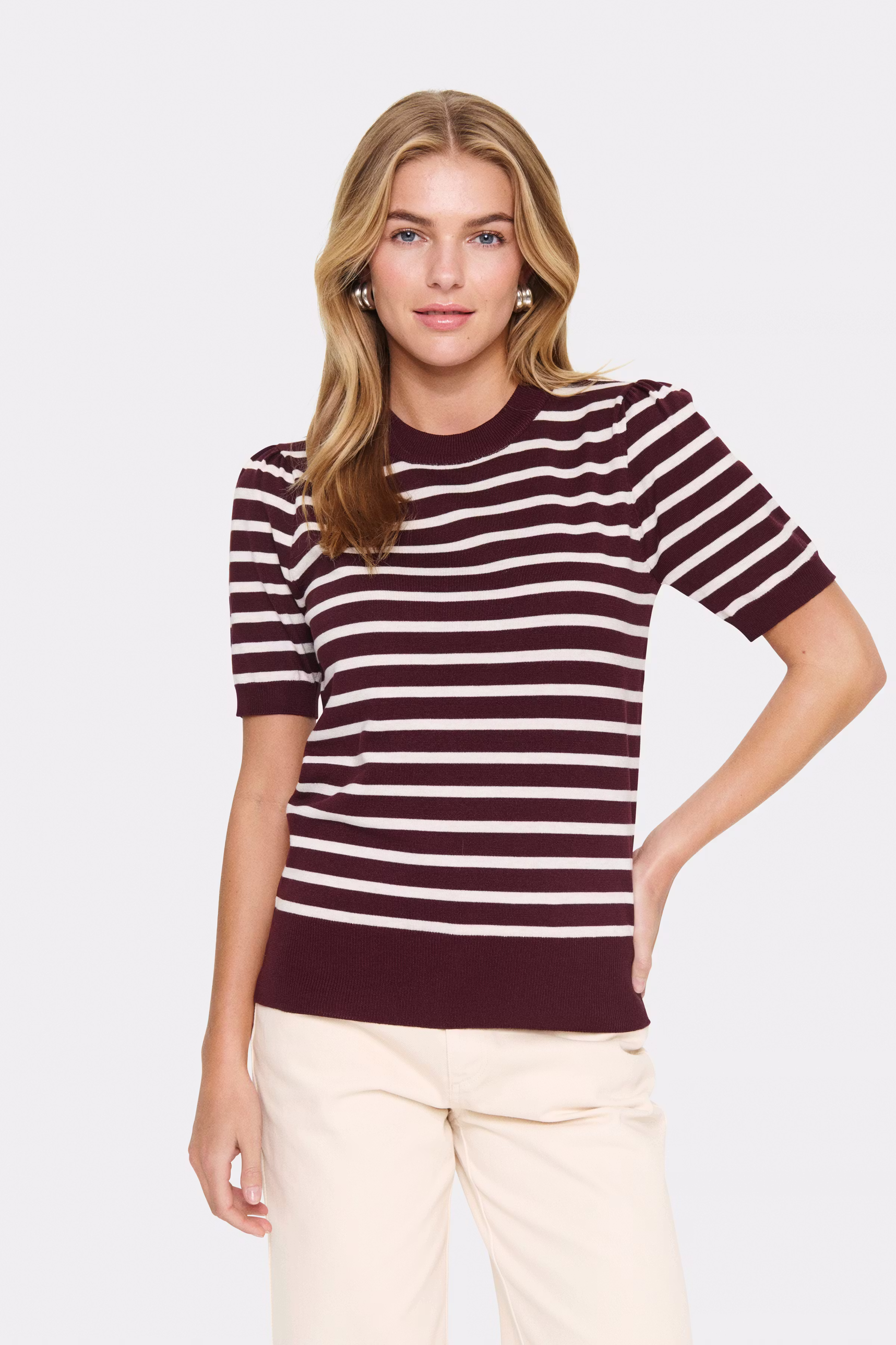 MilaSZ Pullover LOOKBOOK FRONT 30513768-304317