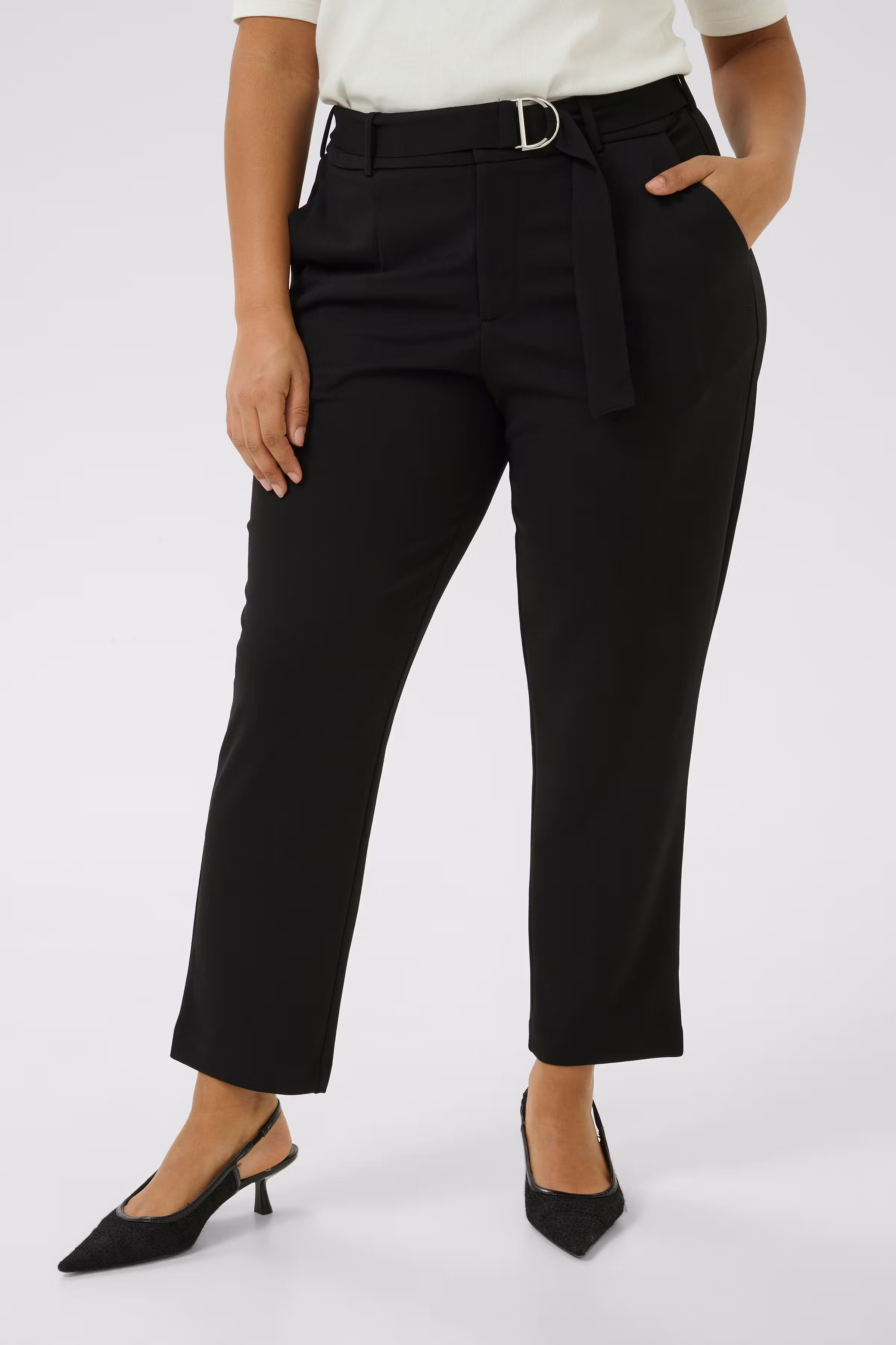 KCathena Bukser LOOKBOOK FRONT 10583371-100121