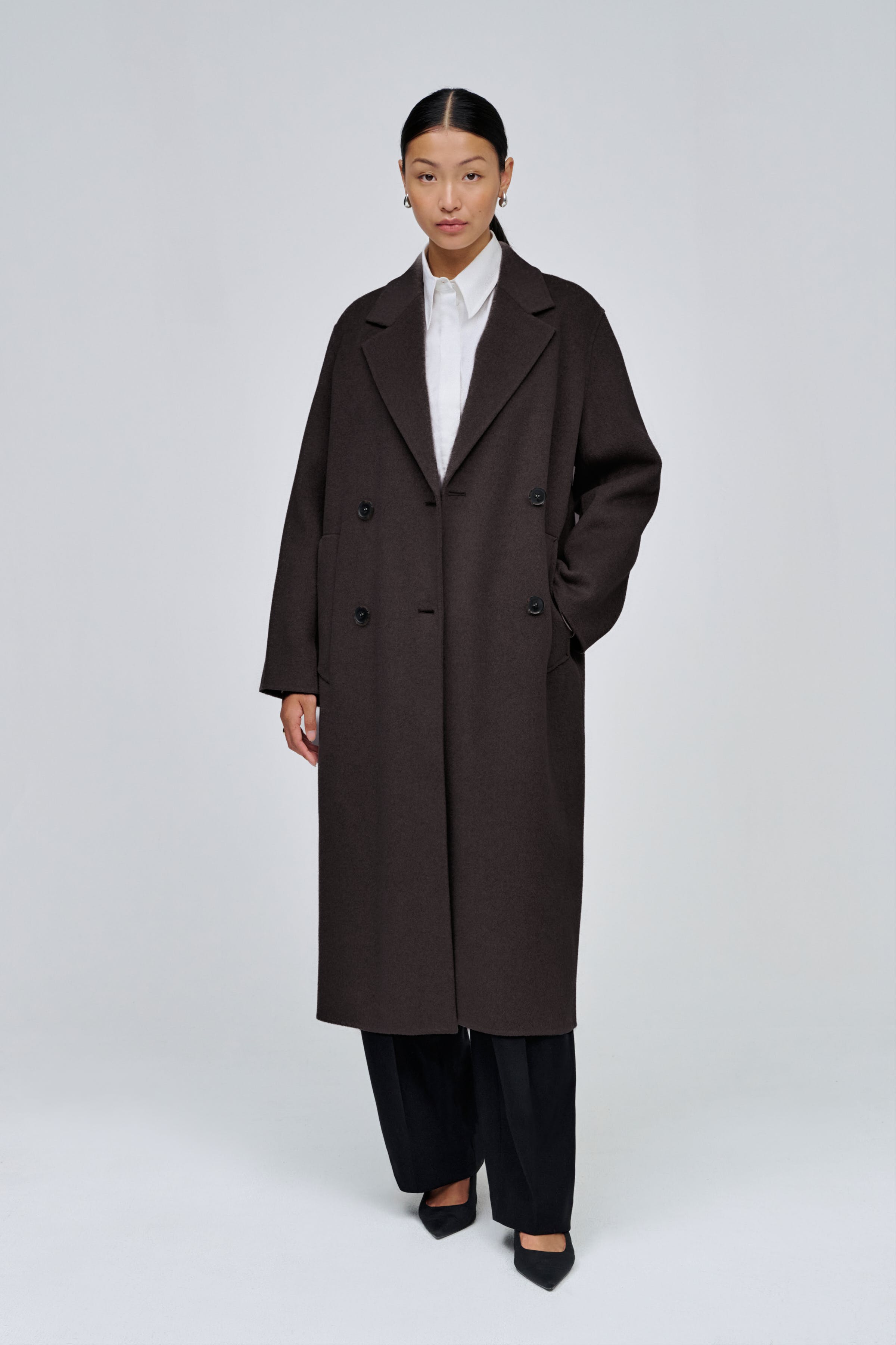 IOClara Coat LOOKBOOK FRONT 30600092-BR291