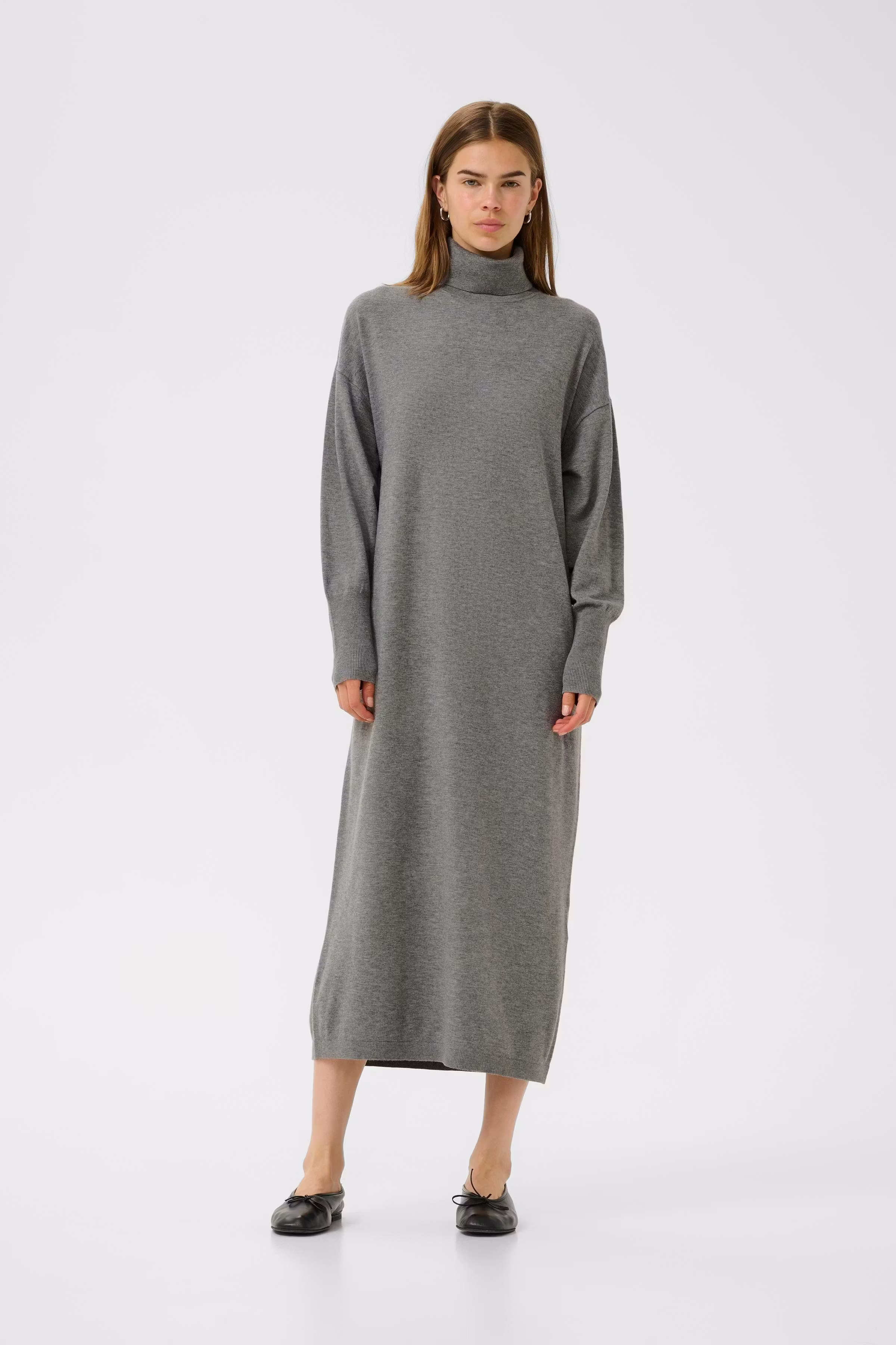 KellsieIW Dress LOOKBOOK FRONT 30109747-301744