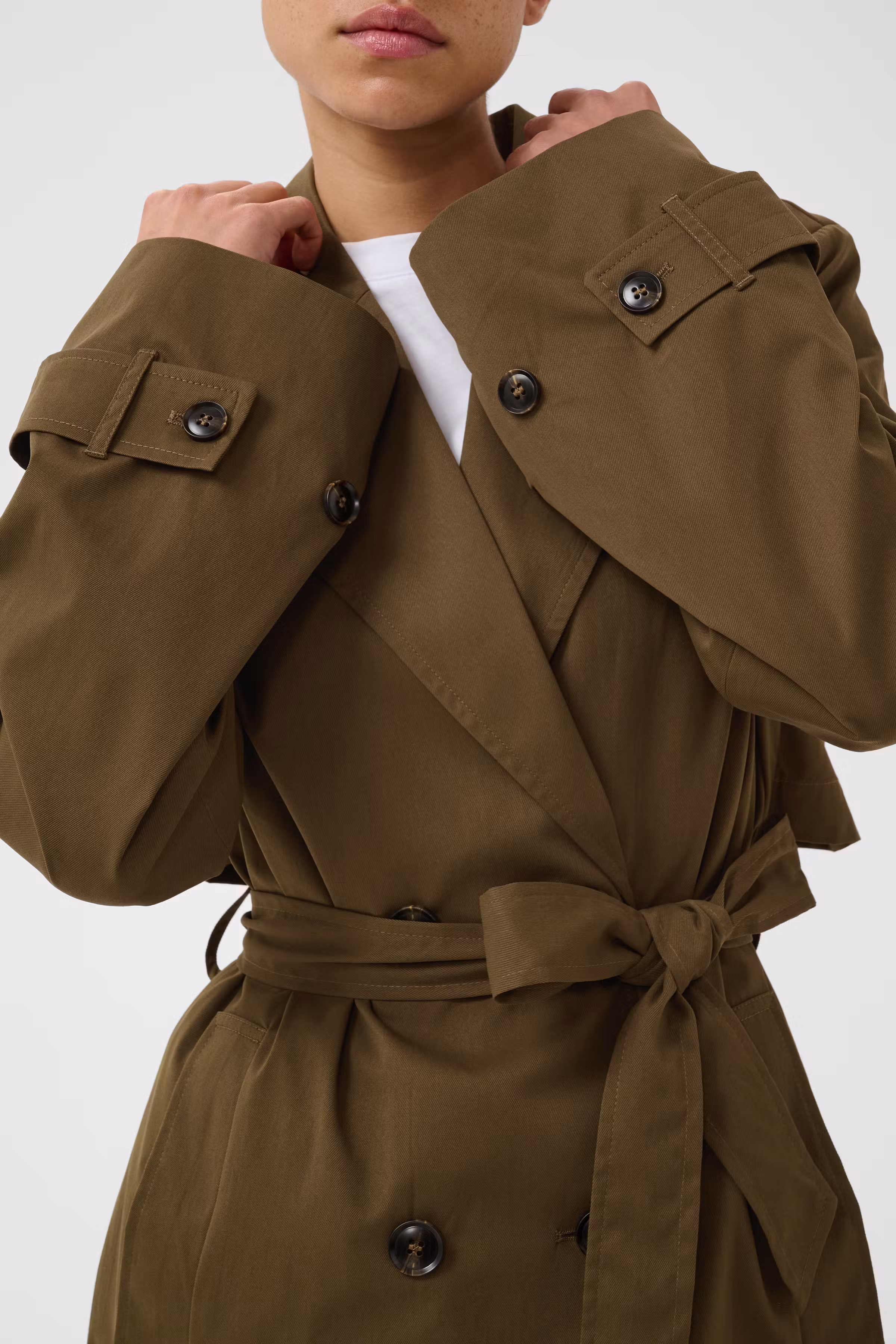 KAjacklyn Mantel LOOKBOOK DETAIL 10512481-1000150