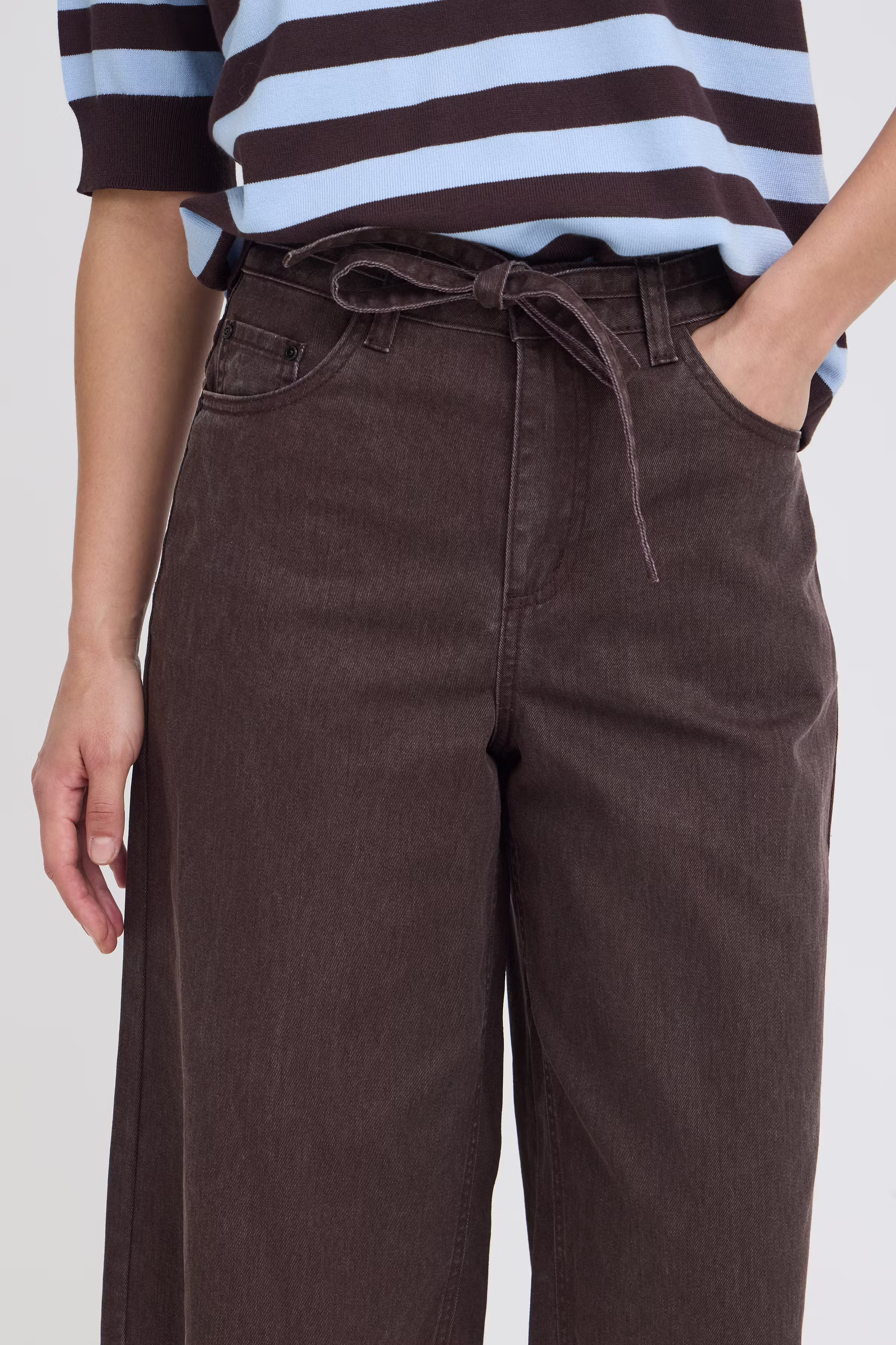 BYLUPINA Bermuda shorts LOOKBOOK DETAIL 20819269-191016