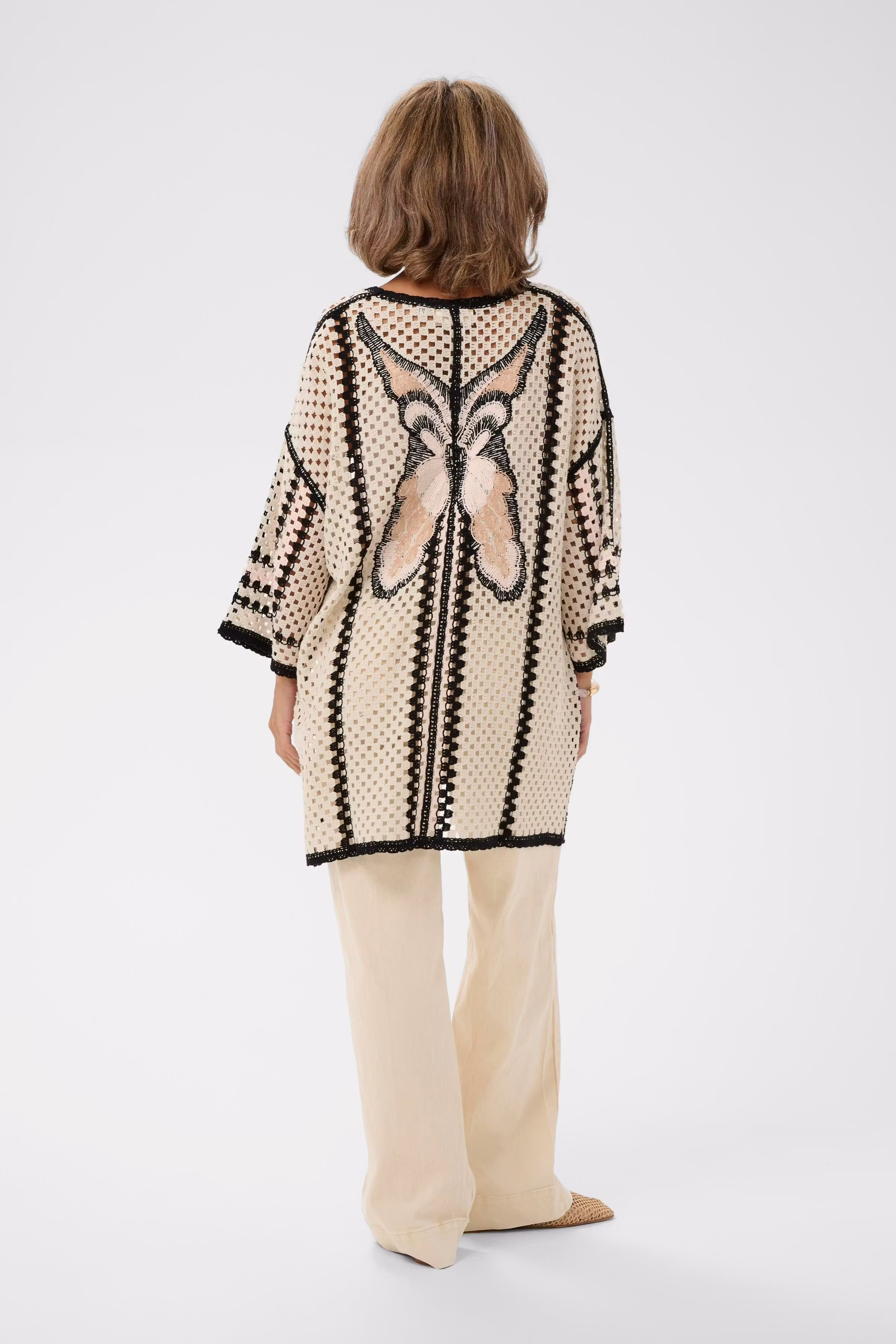 CRFree Cardigan LOOKBOOK BACK 10614888-130003