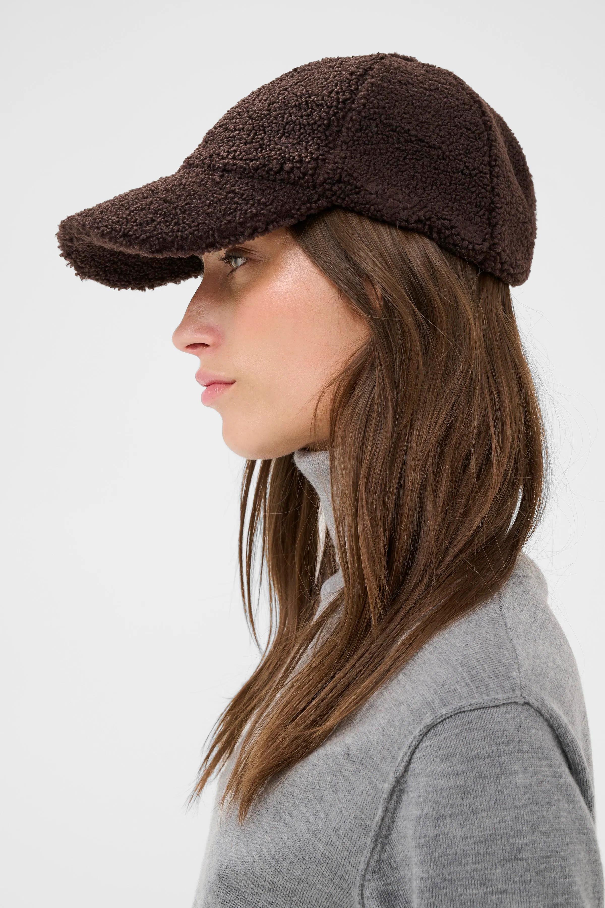 SalimaPW Hat LOOKBOOK DETAIL 30309779-191106