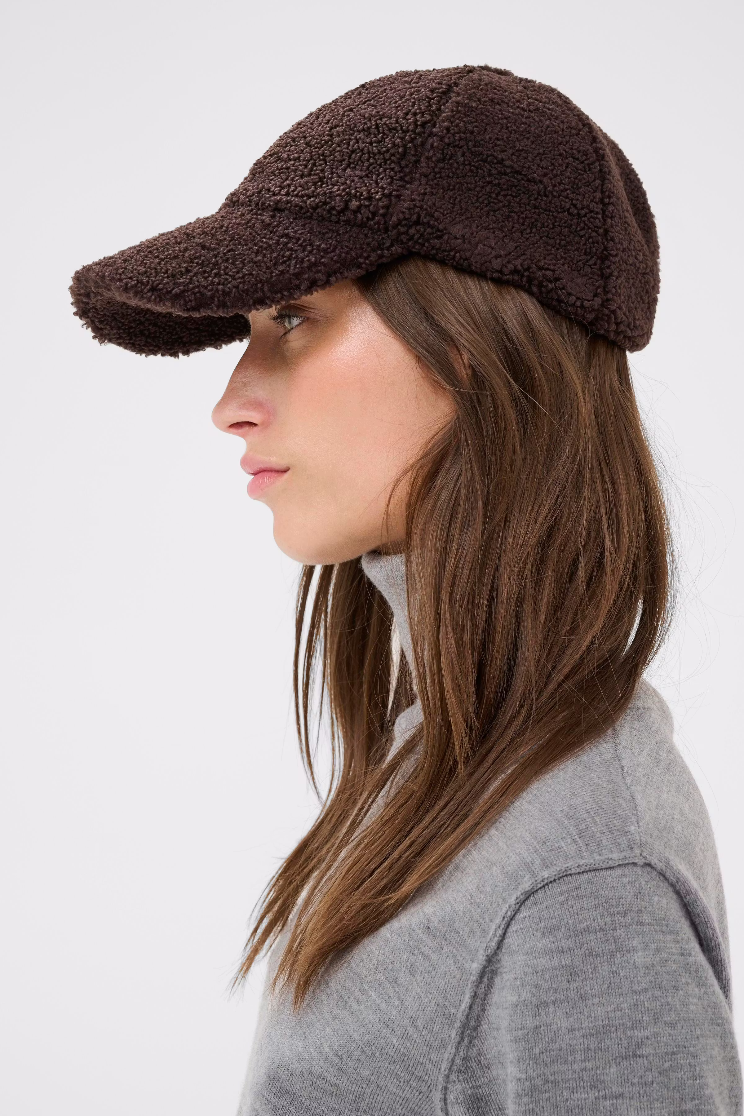 SalimaPW Hat LOOKBOOK DETAIL 30309779-191106