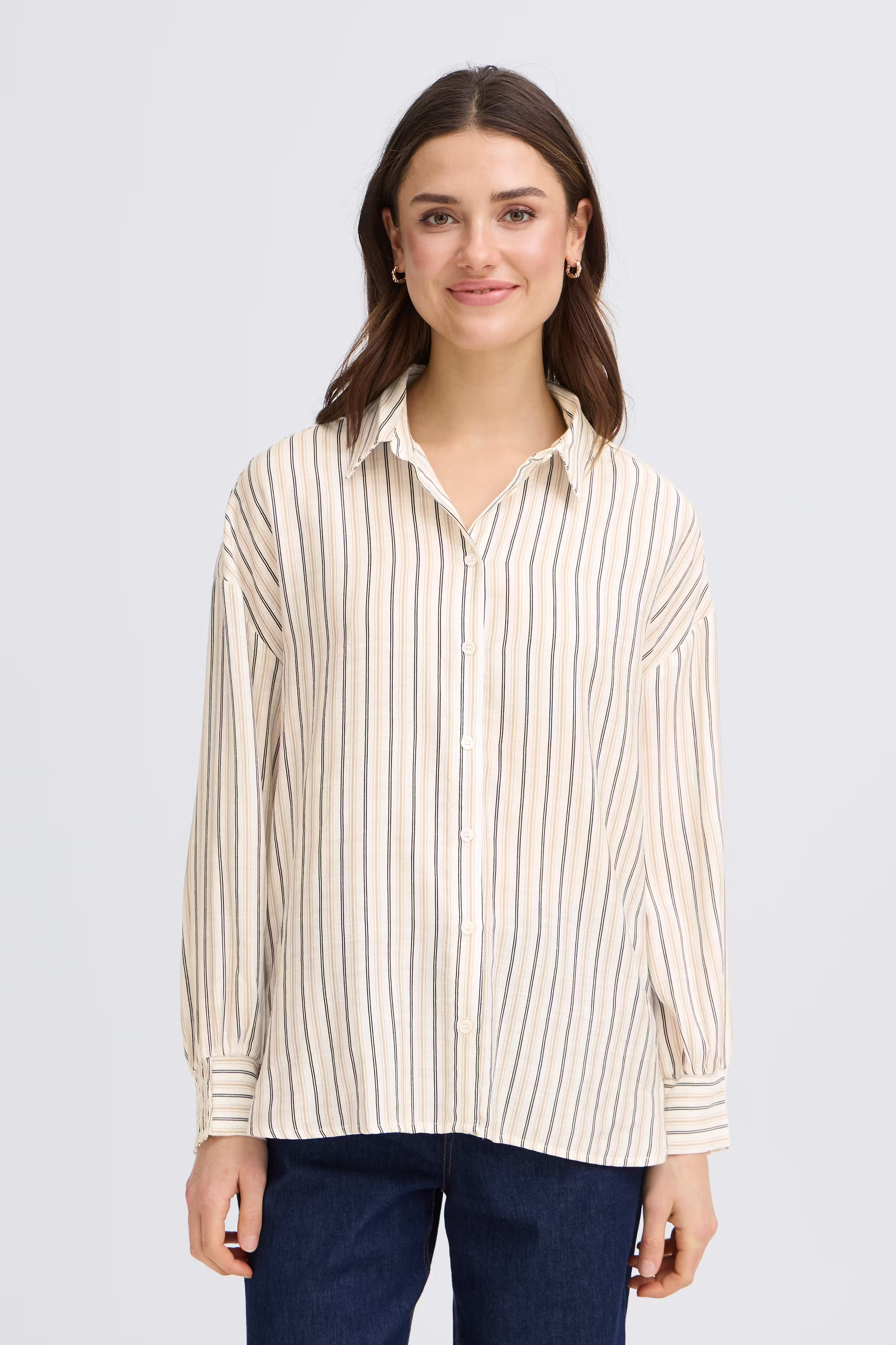 FRARIANA Skjorte LOOKBOOK FRONT 20617536-900007675