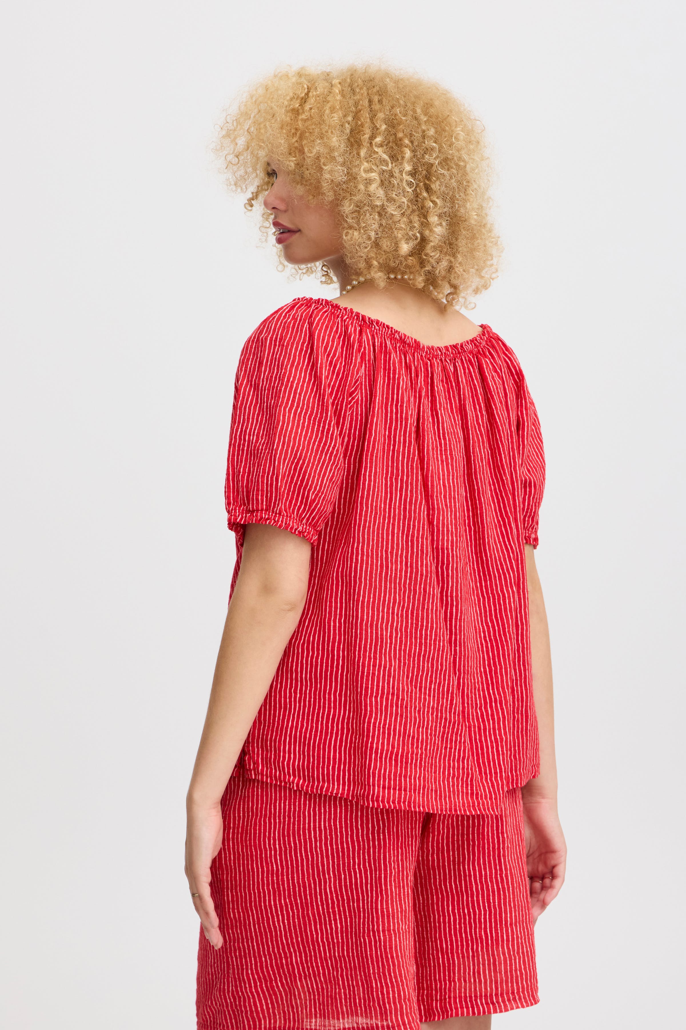 Blouse with short sleeve LOOKBOOK BACK 22100609-191663