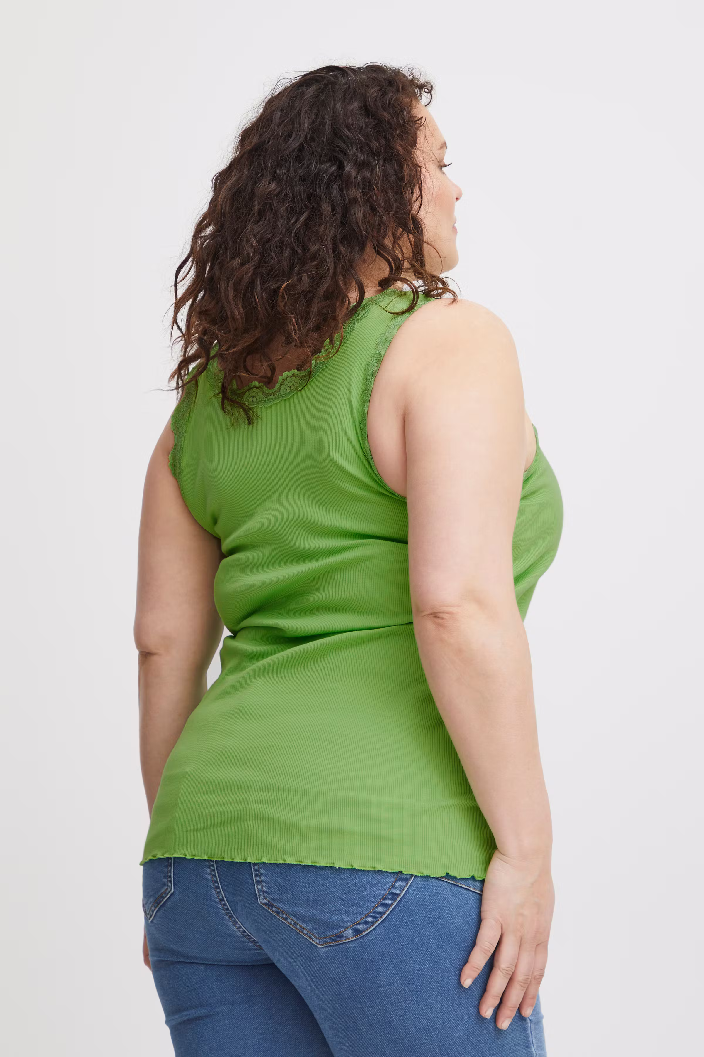 FPZAMOND Top LOOKBOOK FRONT 20611053-156437