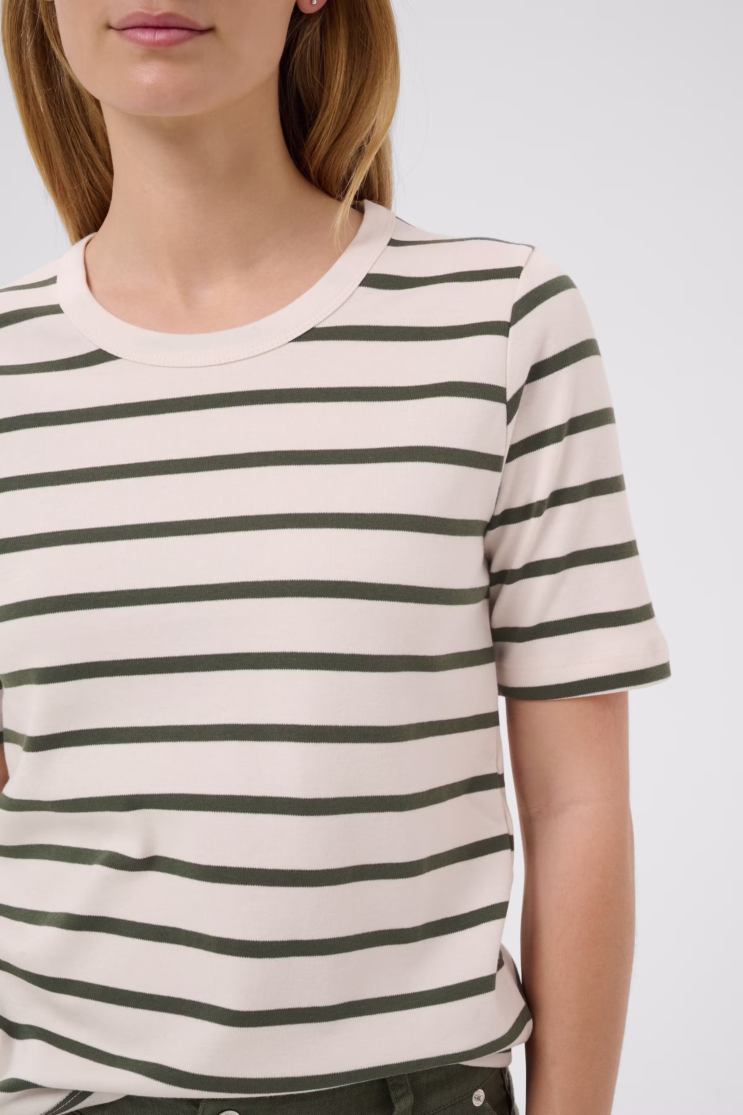 RatanaPW T-shirt LOOKBOOK DETAIL 30309870-305440
