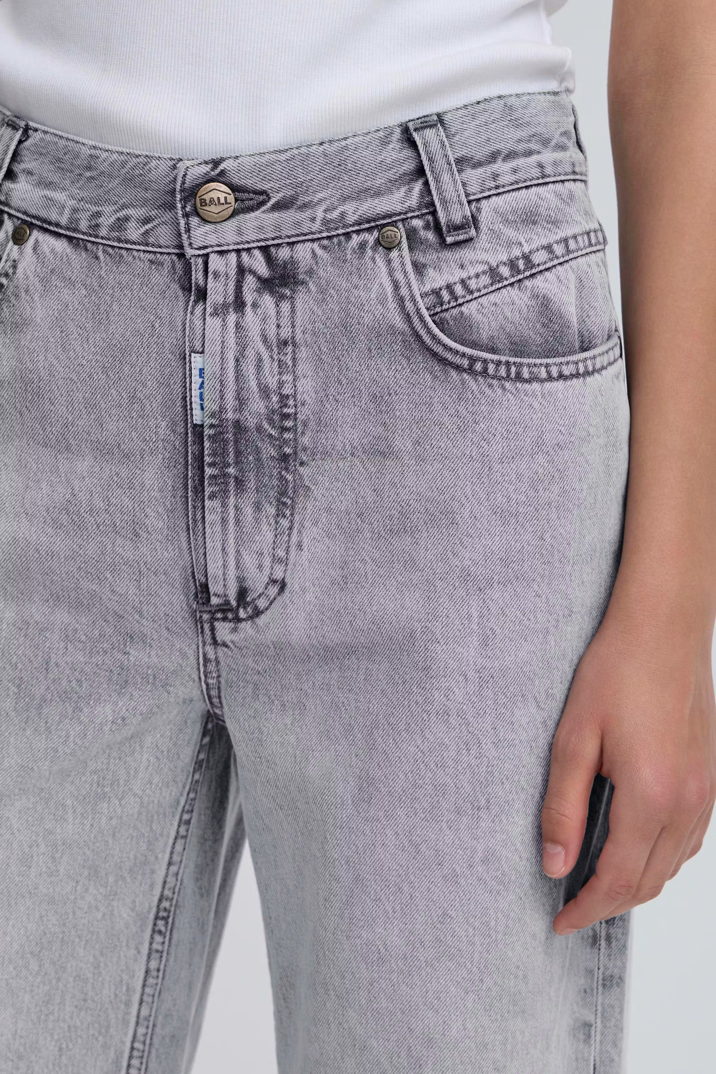 BASERENA Jeans LOOKBOOK DETAIL 50405138-204607