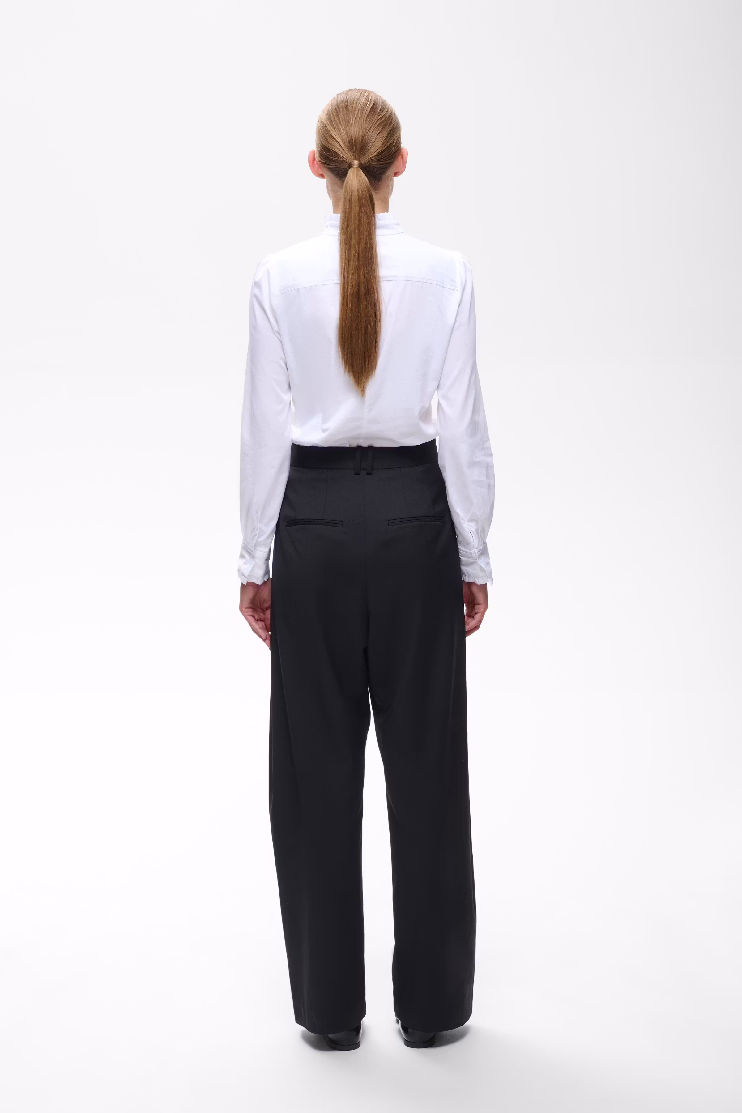 CallyIW LOOKBOOK BACK 30111128-300001