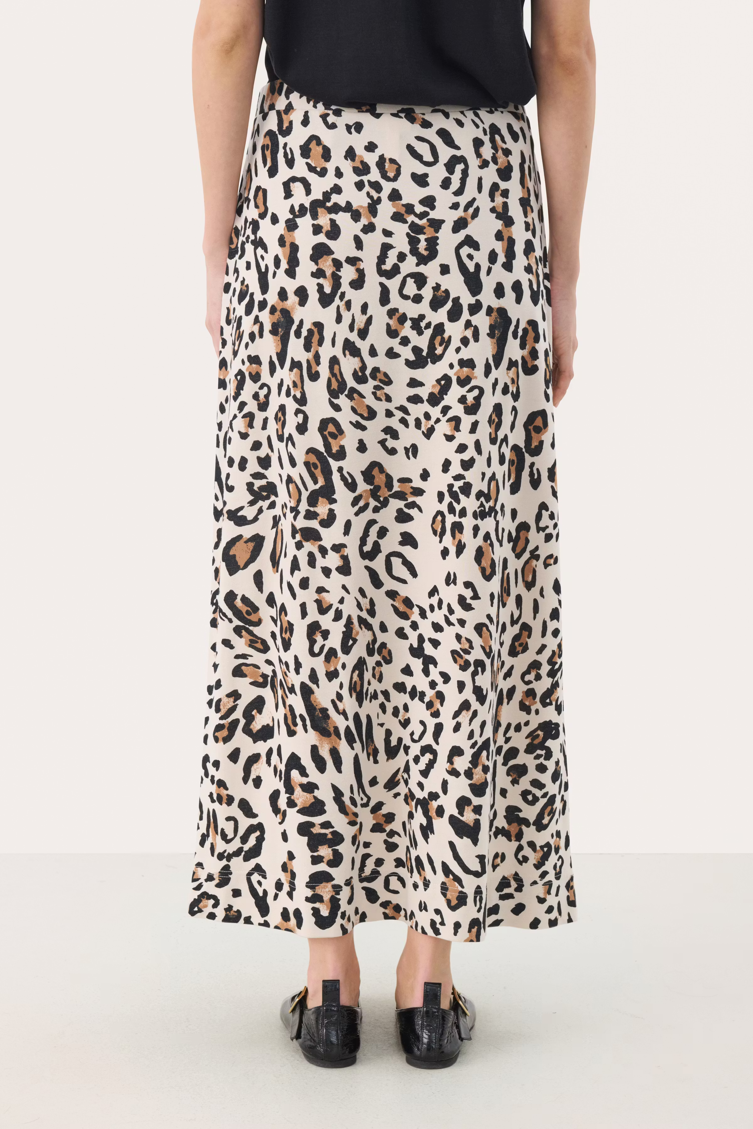 TrudiPW Skirt LOOKBOOK BACK 30309847-303987