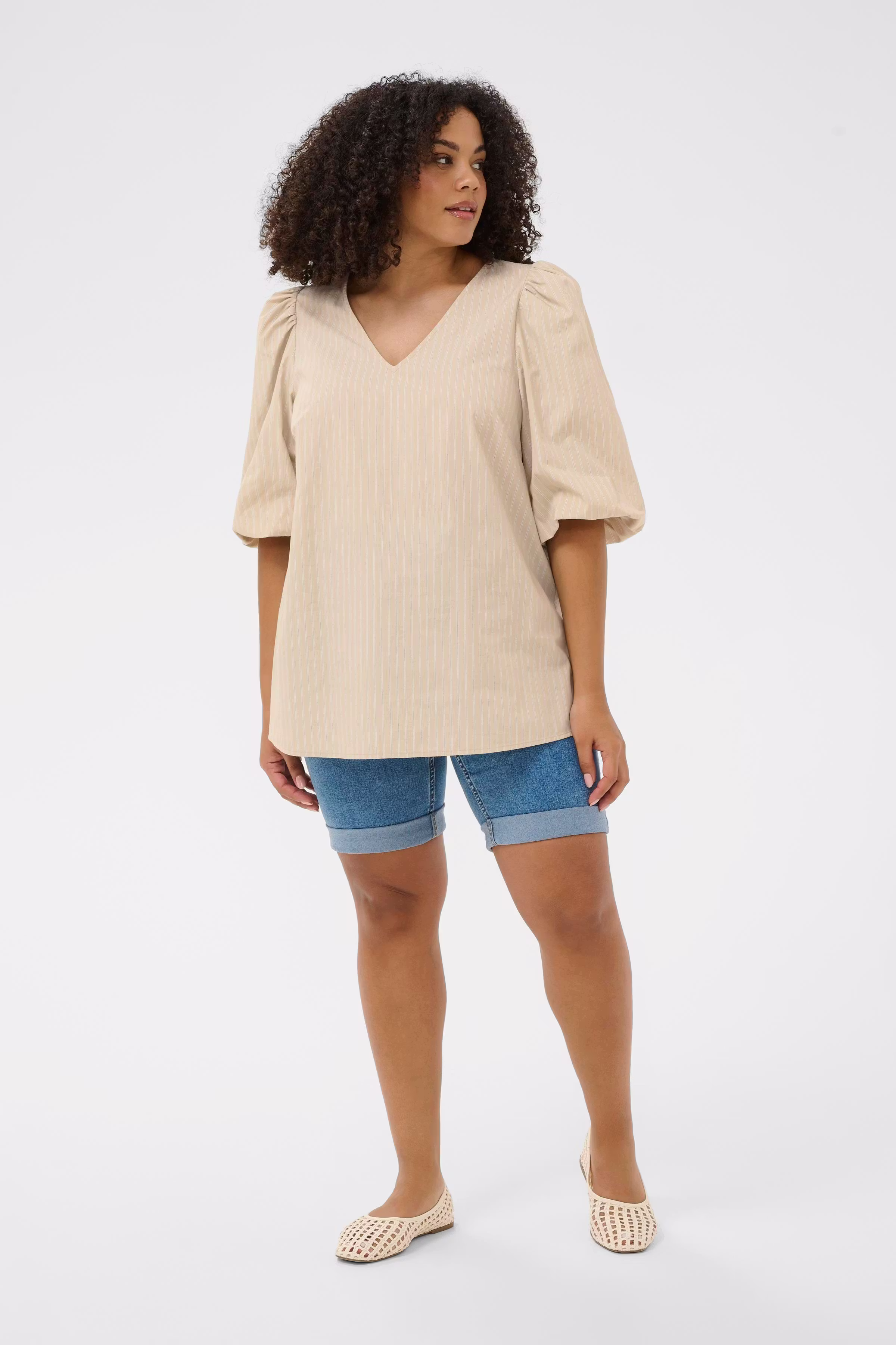 KCjosa Blouse LOOKBOOK FRONT 10584006-108996