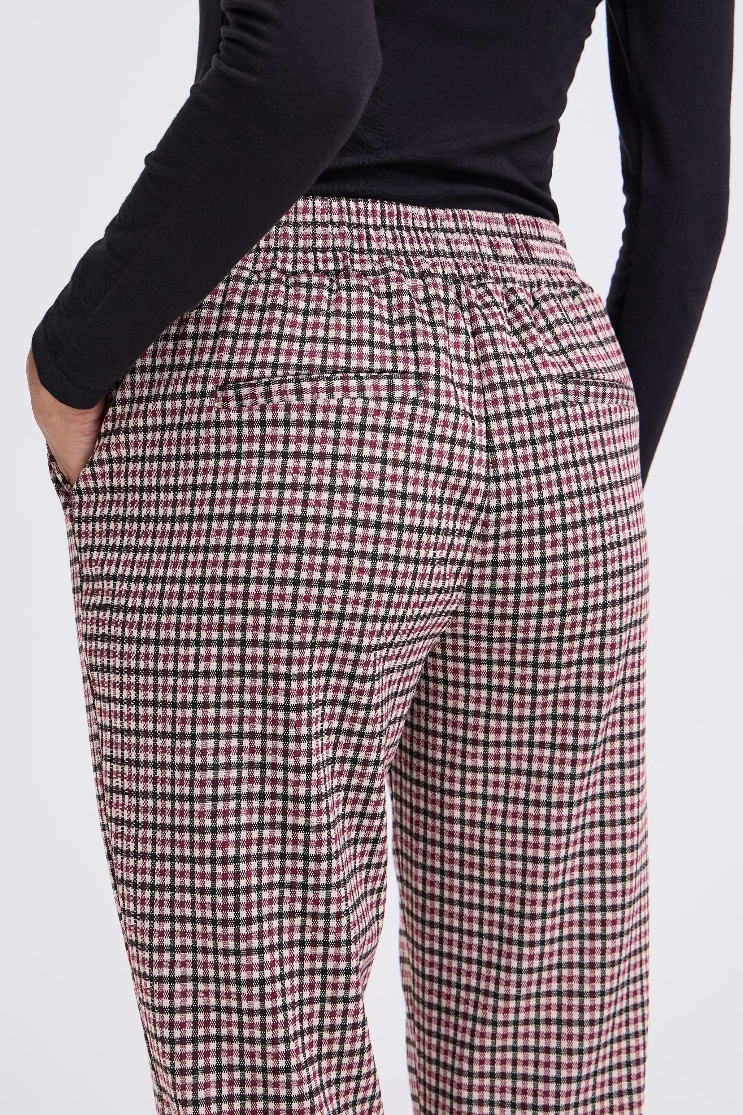 BYROWAN Hose LOOKBOOK DETAIL 20815726-900001823