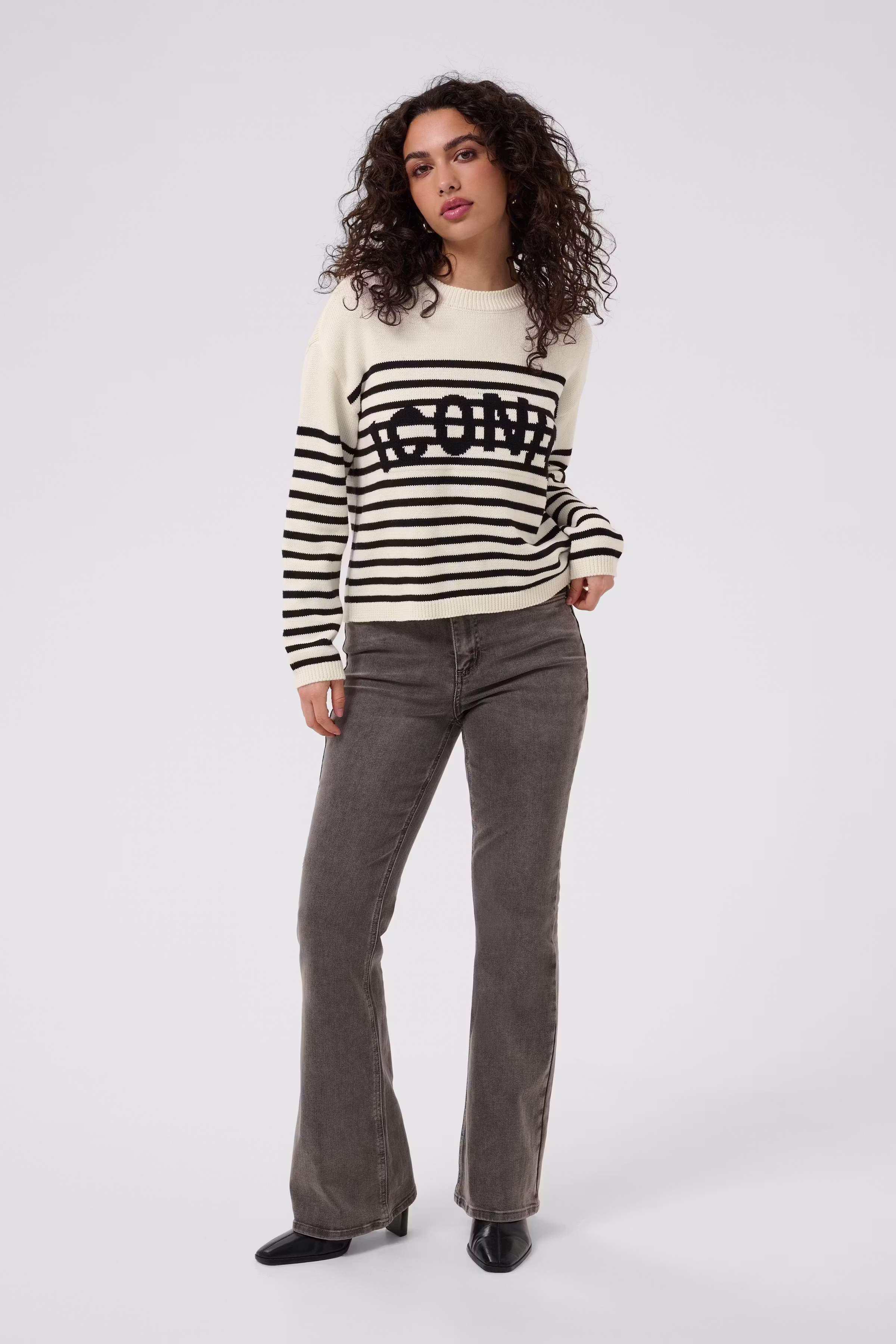 KAsus Pullover LOOKBOOK FRONT 10511874-108426
