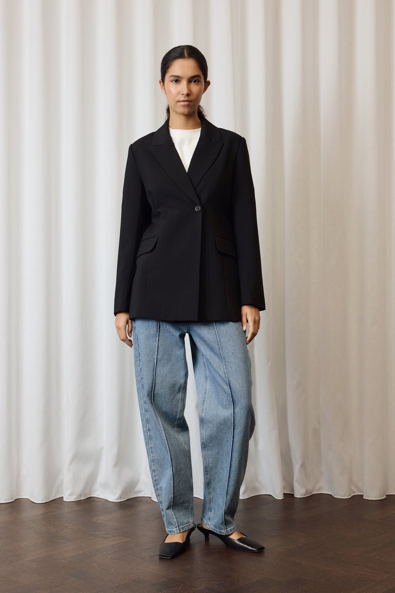 SLCorinne Blazer LOCATION NONE 30406378-194008