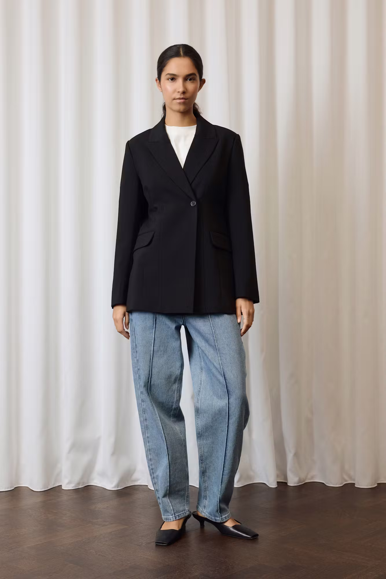 SLCorinne Blazer LOCATION NONE 30406378-194008