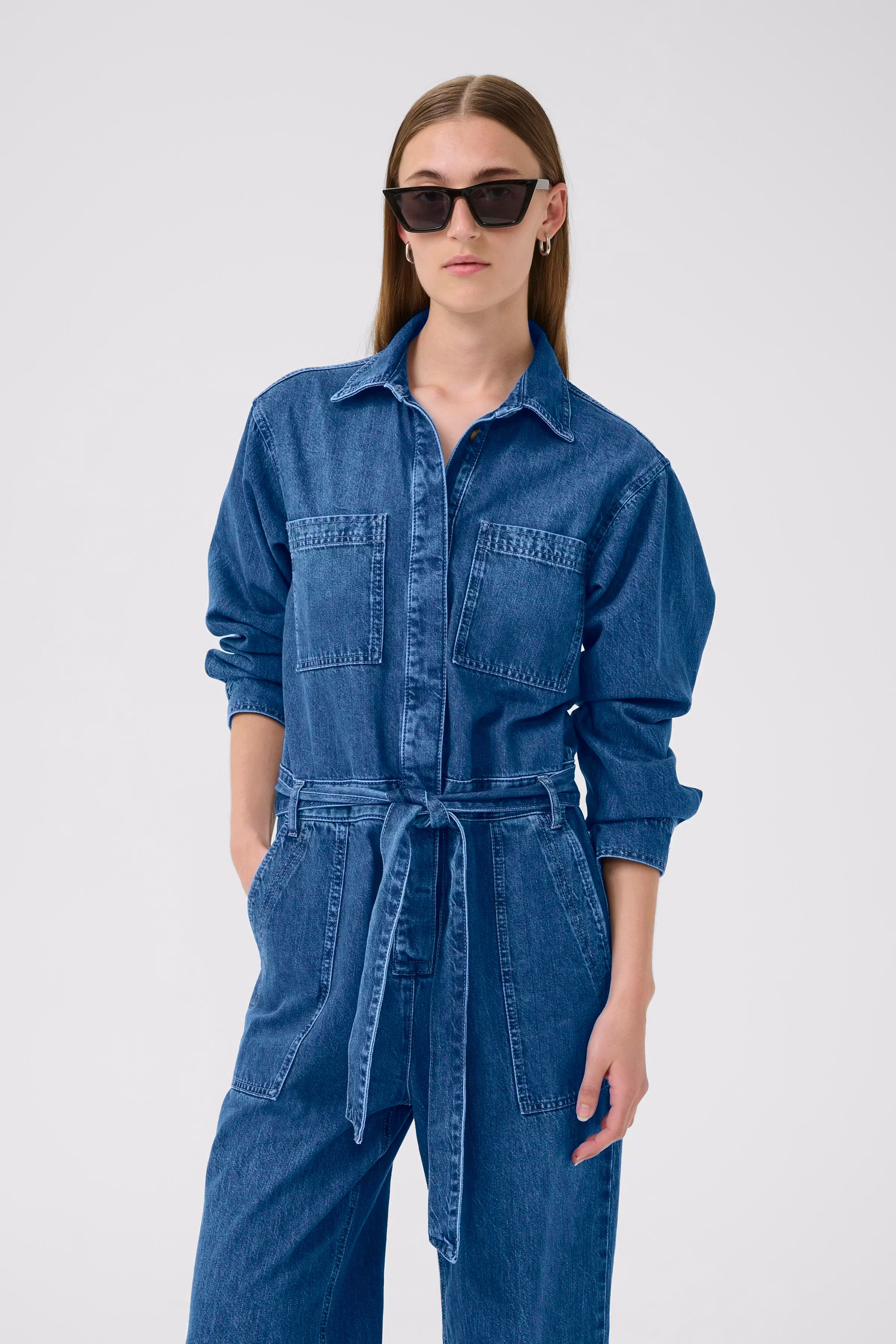 NaavaIW Jumpsuit LOOKBOOK FRONT 30110843-300325