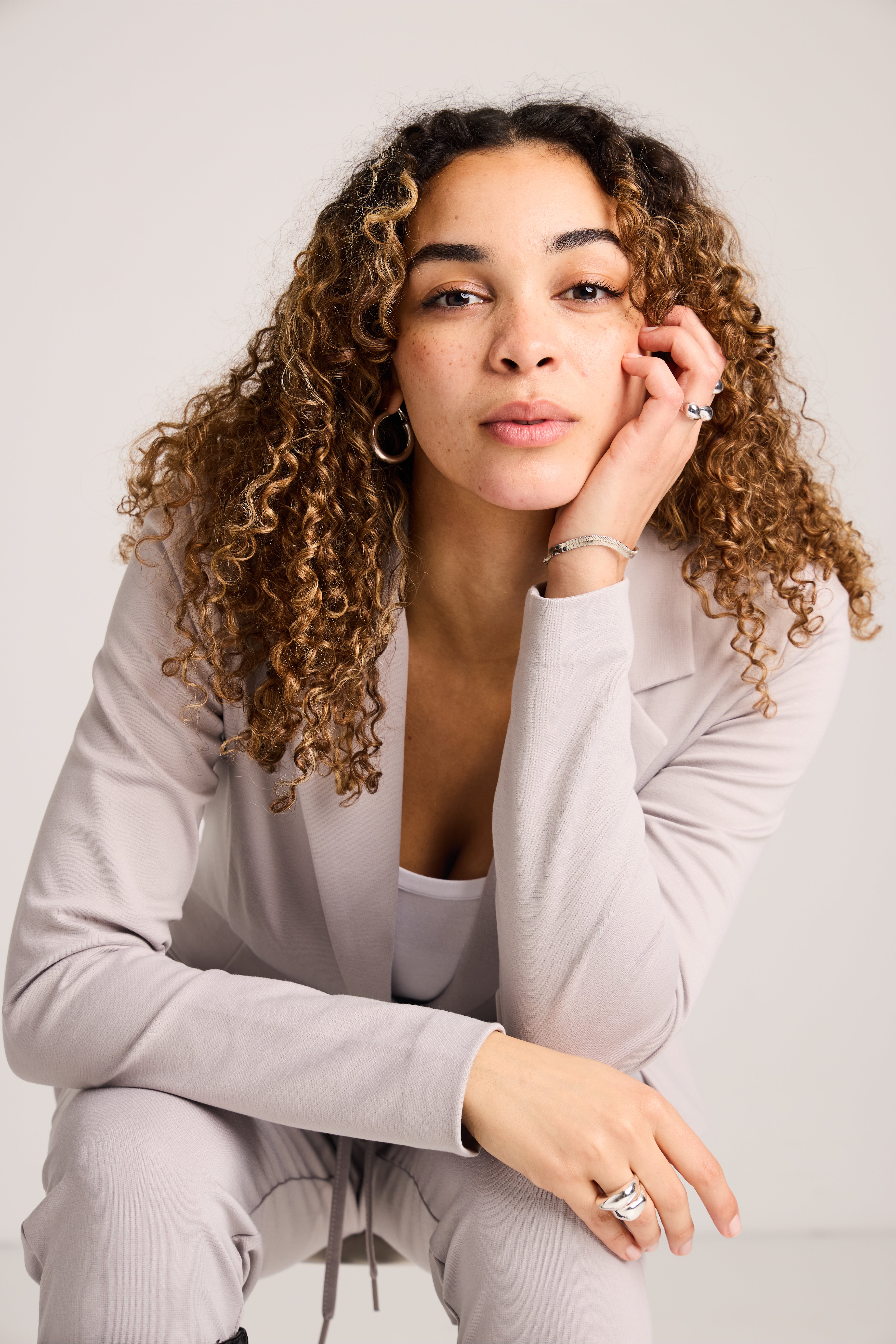 IHKATE Blazer LOCATION NONE 20101801-163801