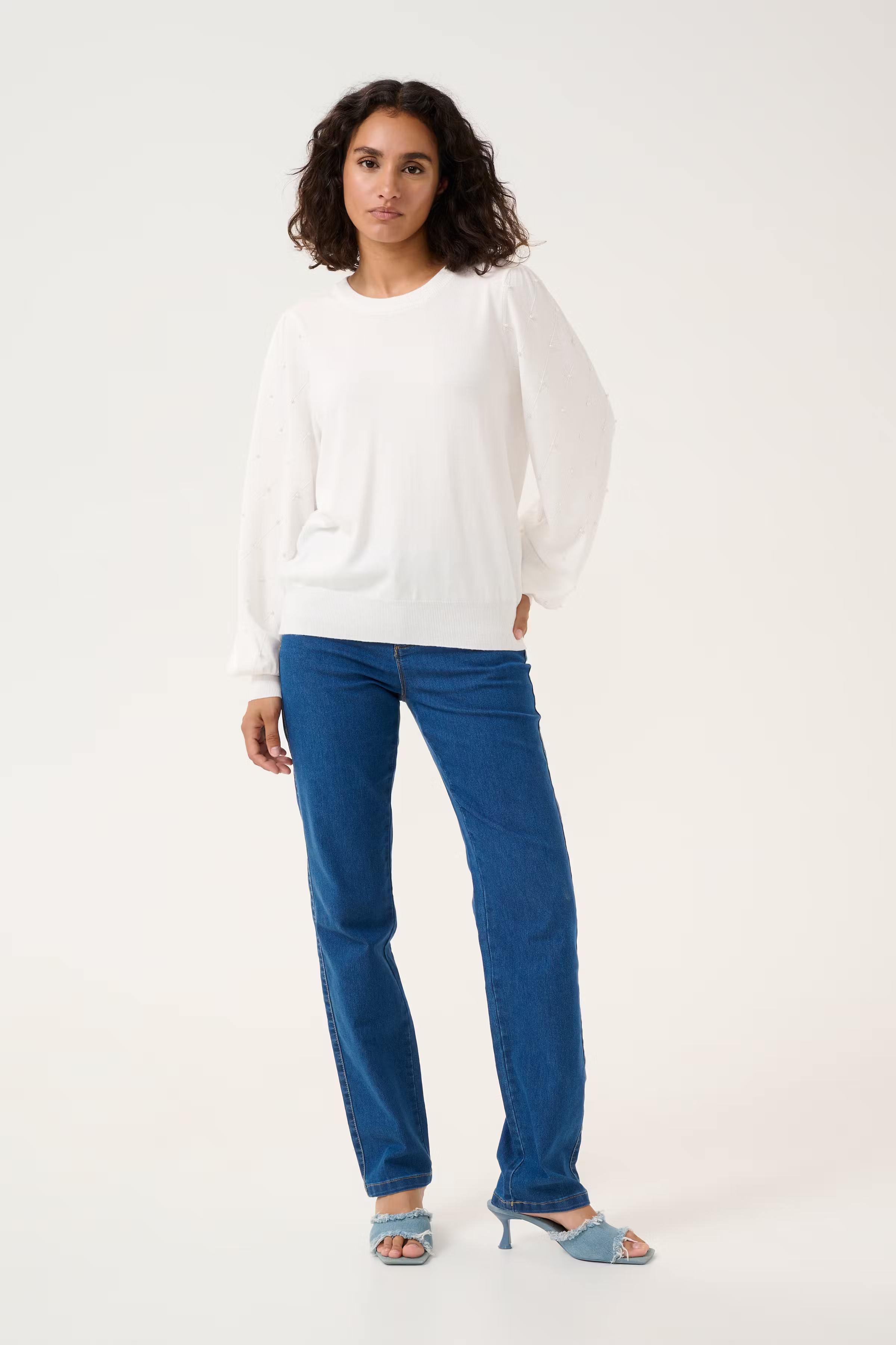 KAkaren Pullover LOOKBOOK FRONT 10509470-110602