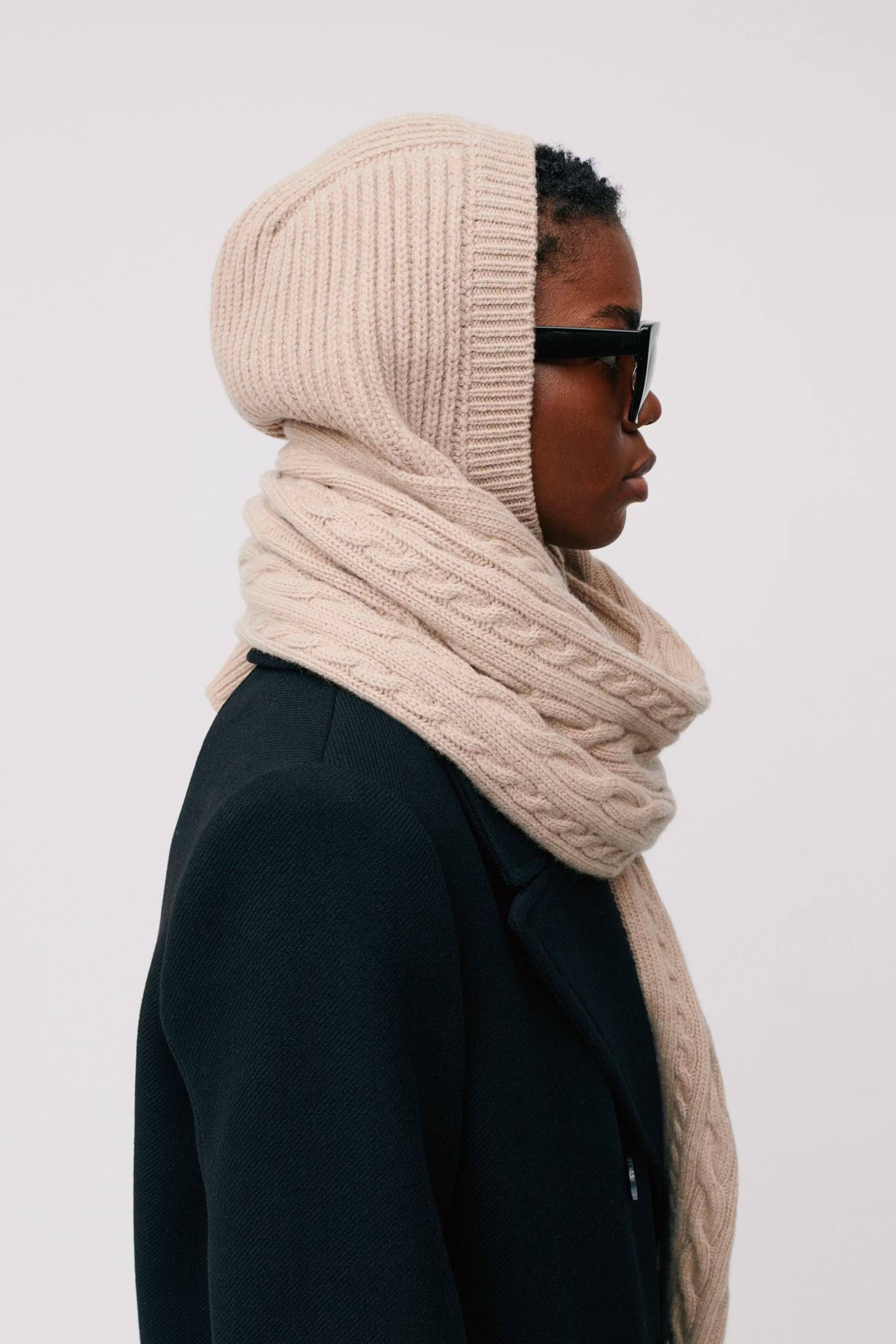 ANNIE Hut LOOKBOOK FRONT 30600434-BE453