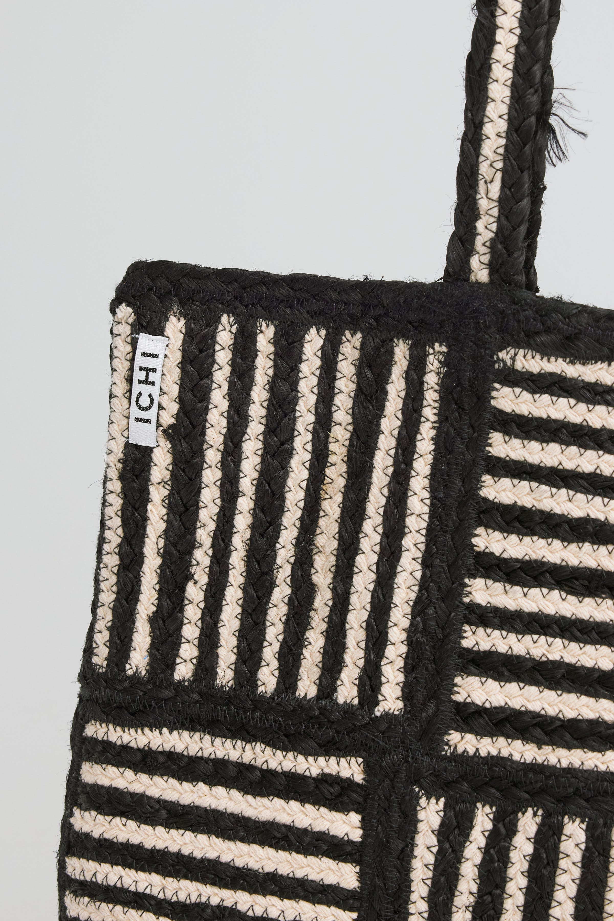 IAISA Tasche LOOKBOOK FRONT 20125748-194008