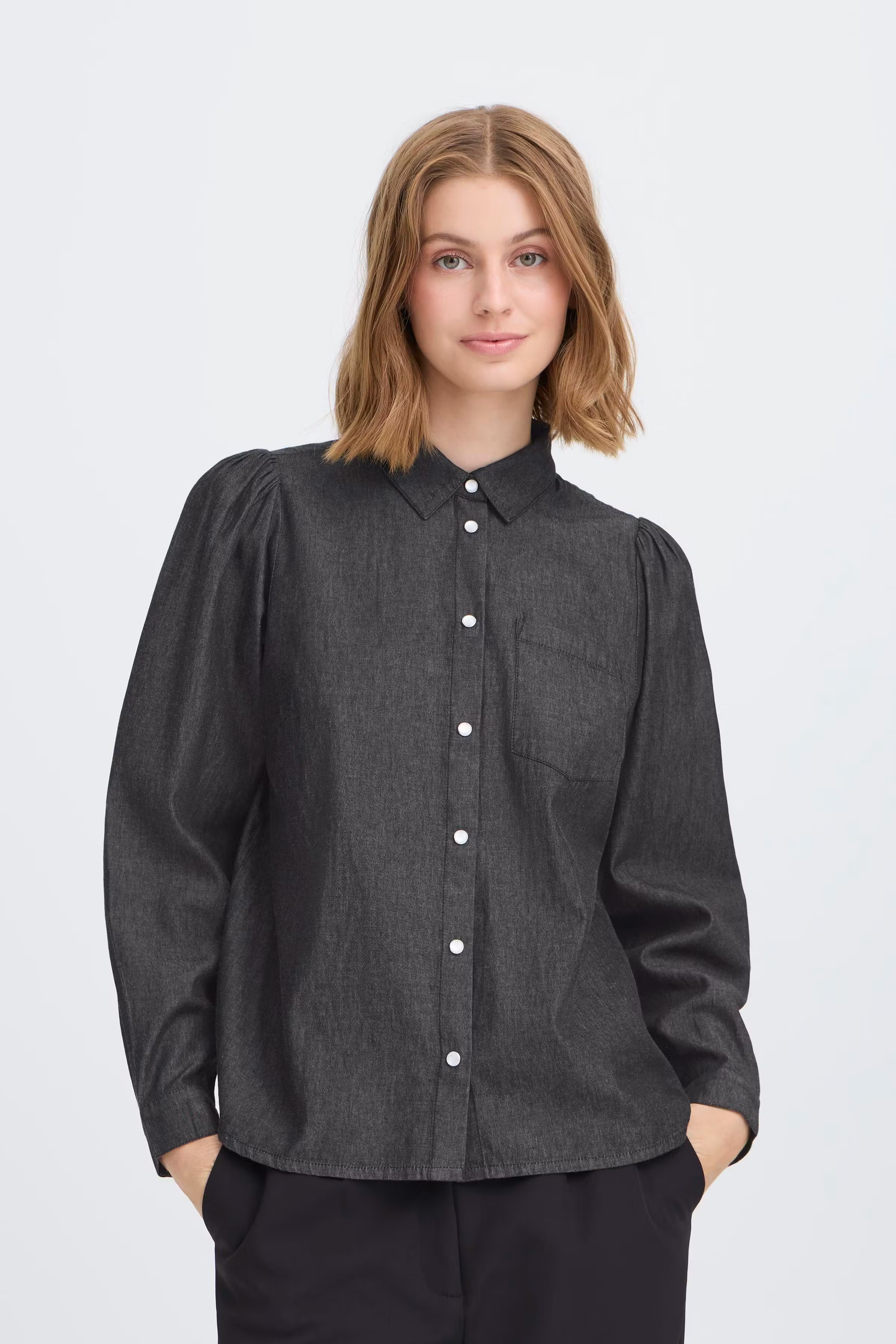 IHBORGIE Skjorte LOOKBOOK FRONT 20124829-200341