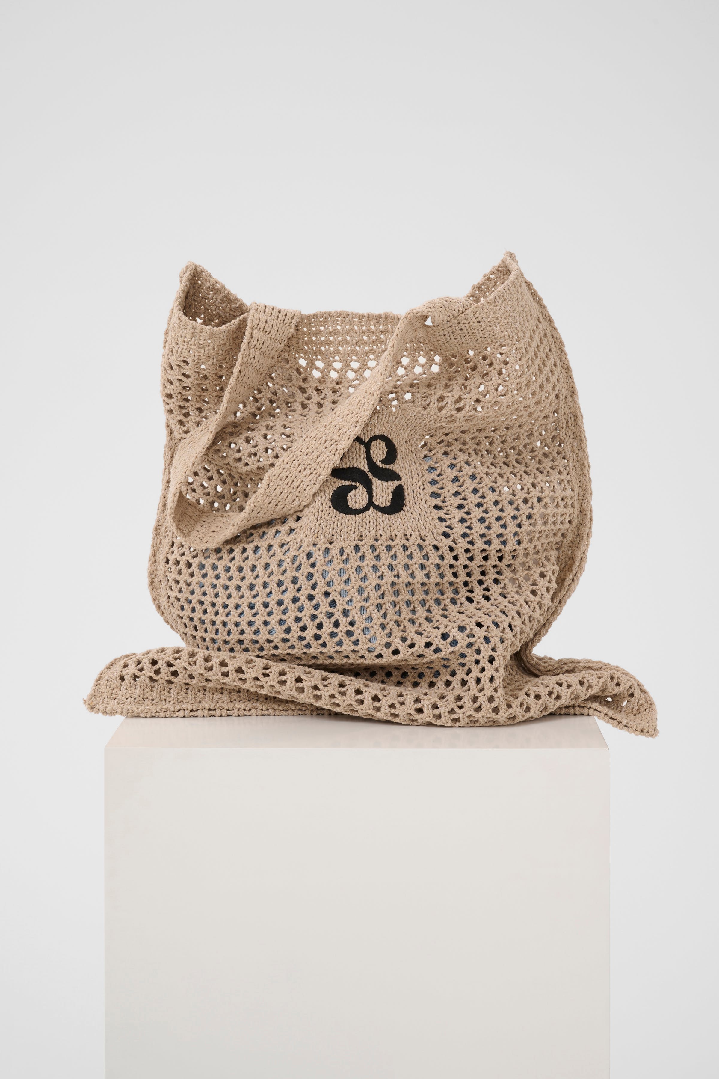 MWCrochet Tasche LOOKBOOK FRONT 10705192-108028