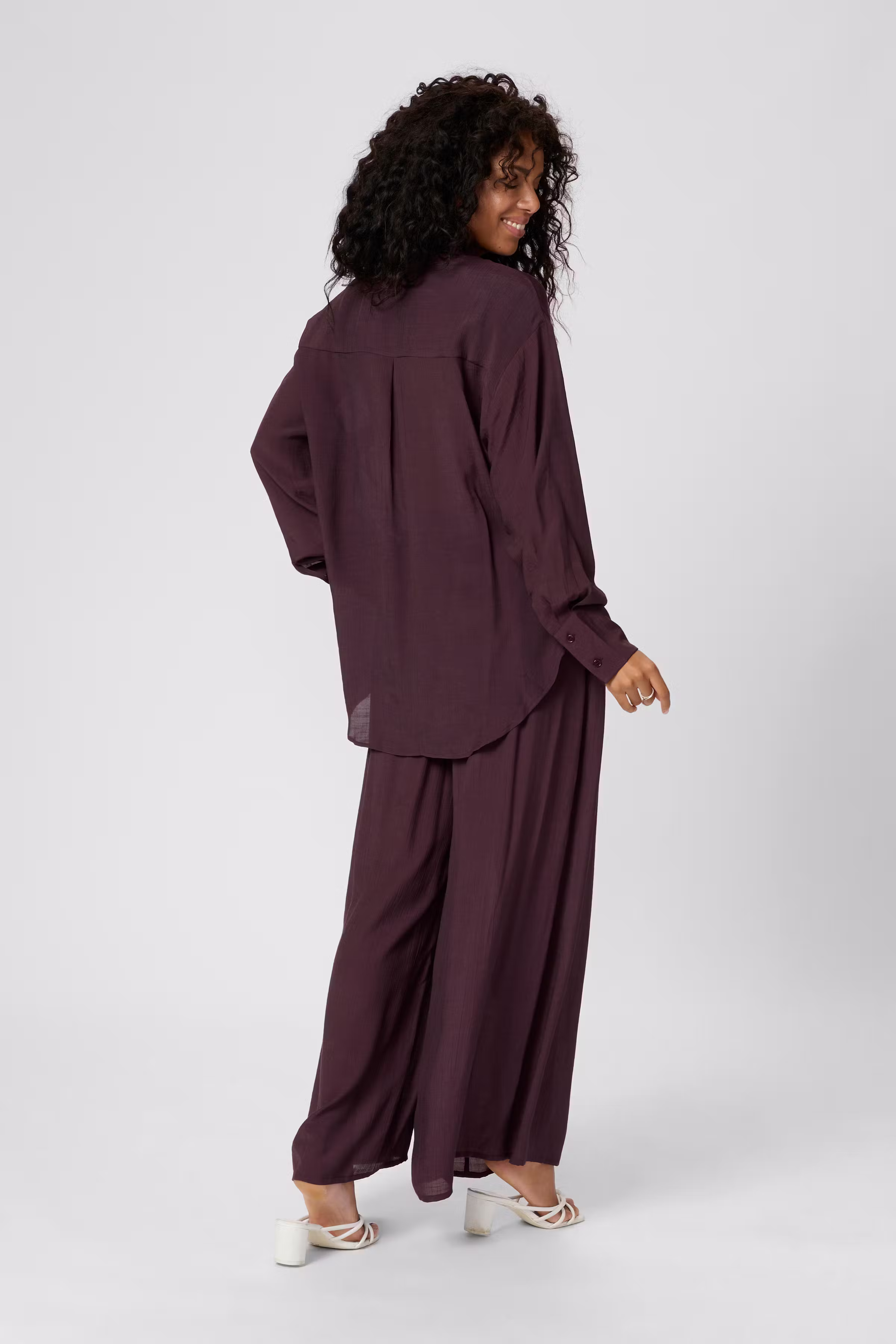 KAanja Overhemd LOOKBOOK BACK 10510071-191619