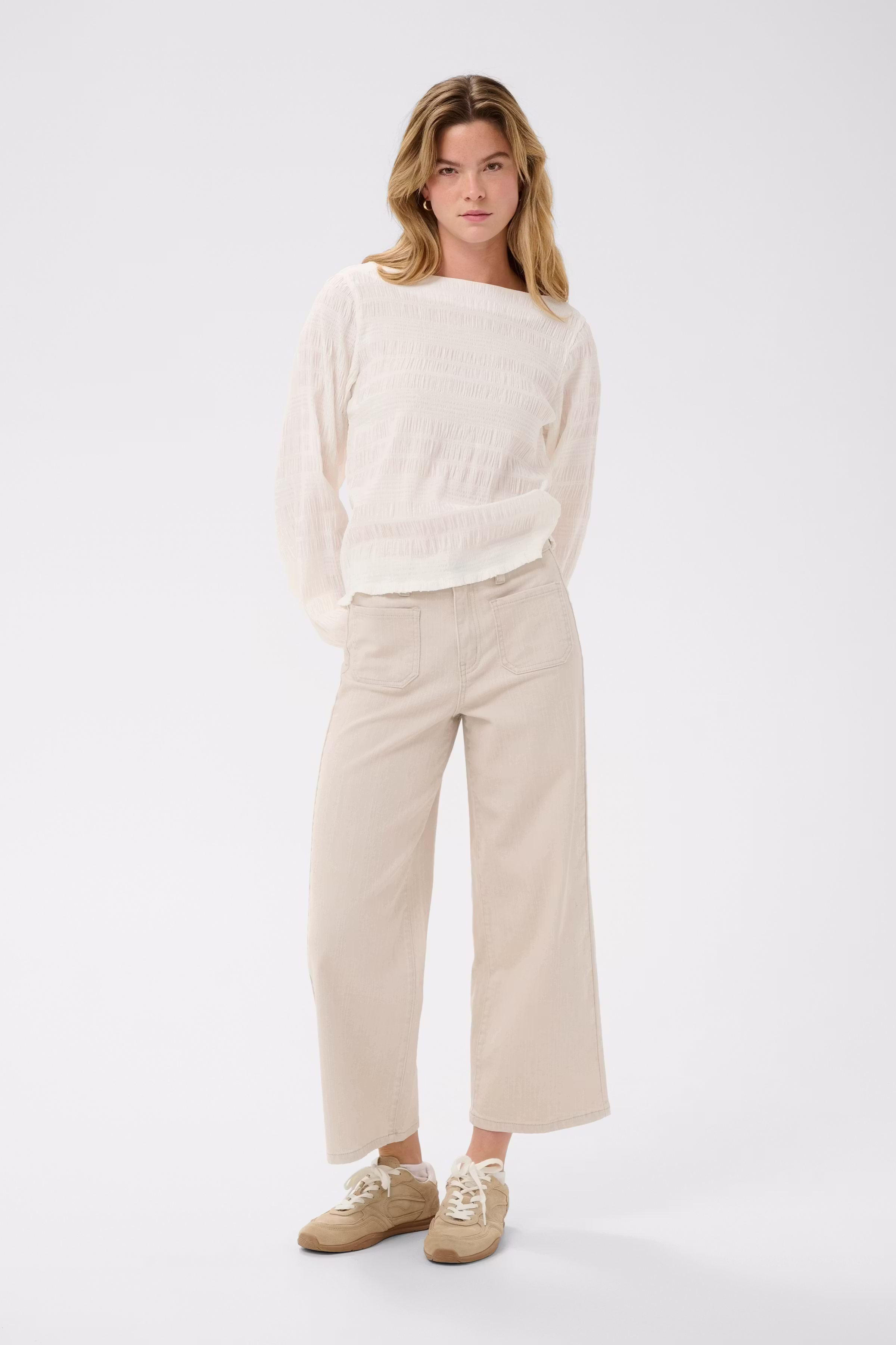 KAkourtney Bluse LOOKBOOK FRONT 10511265-110602