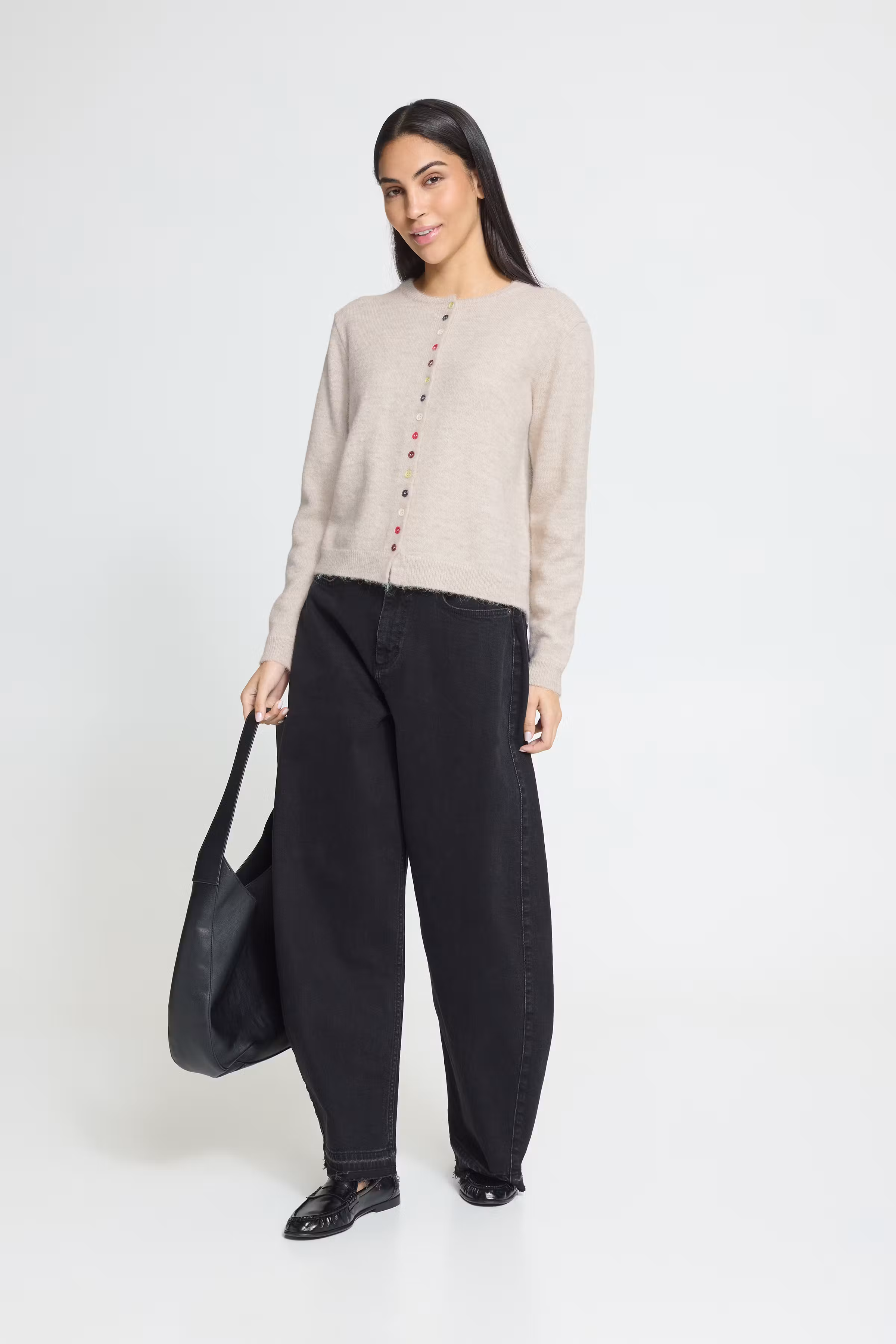 IHFANTIA Cardigan LOOKBOOK FRONT 20126859-1309051