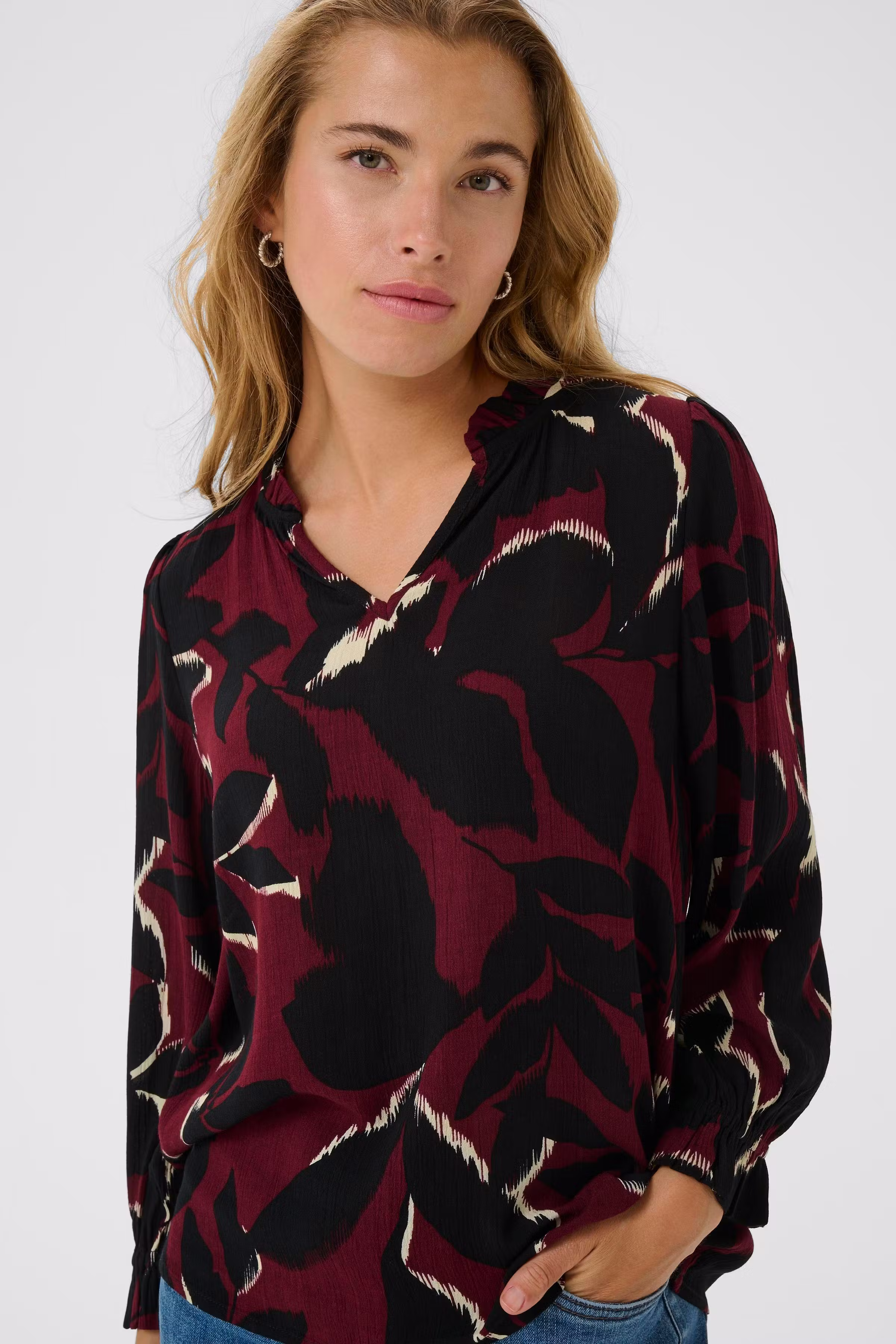 KAlinda Blouse LOOKBOOK DETAIL 10510742-108224