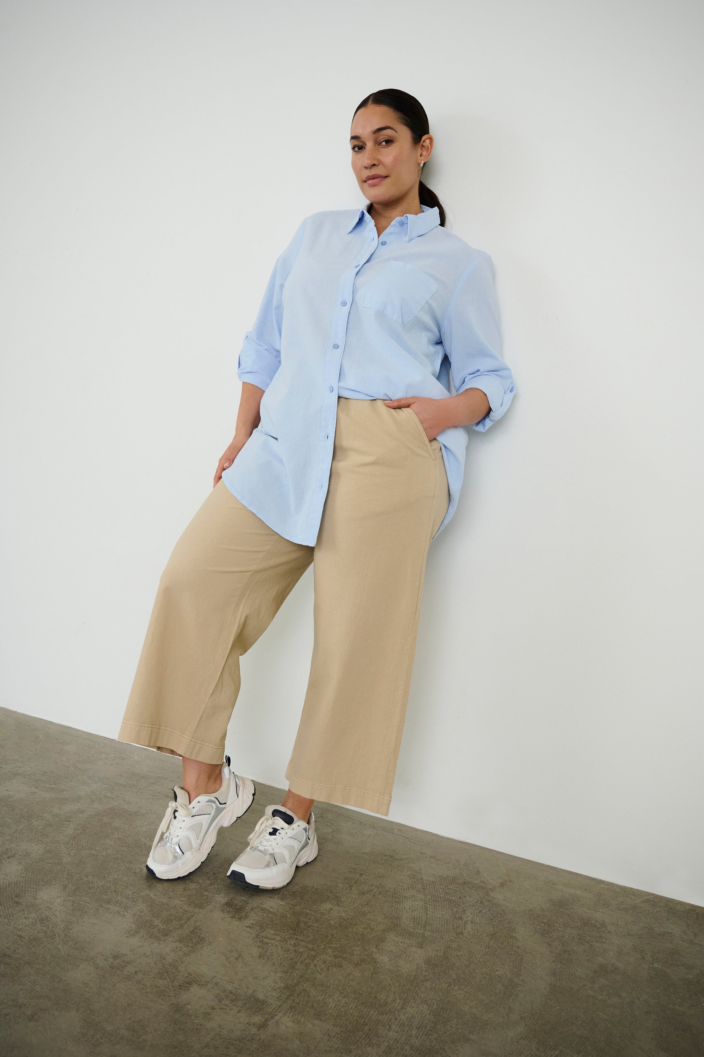 KCnana Shirt LOCATION NONE 10583171-154031