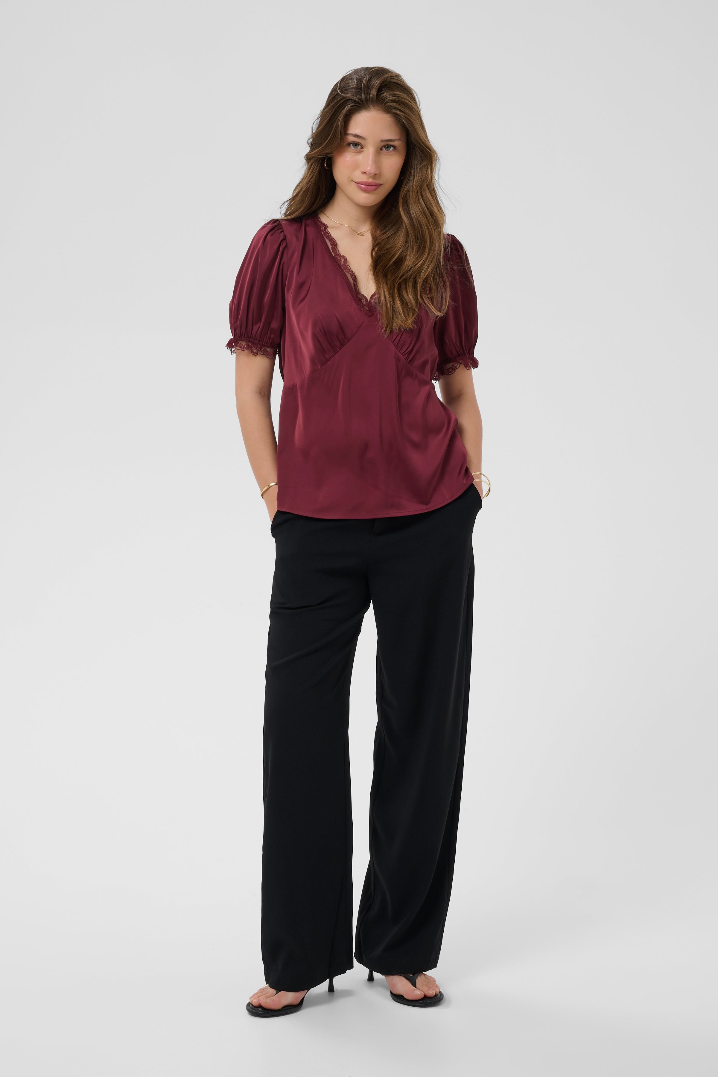 CRAlmina Bluse LOOKBOOK FRONT 10615852-191522