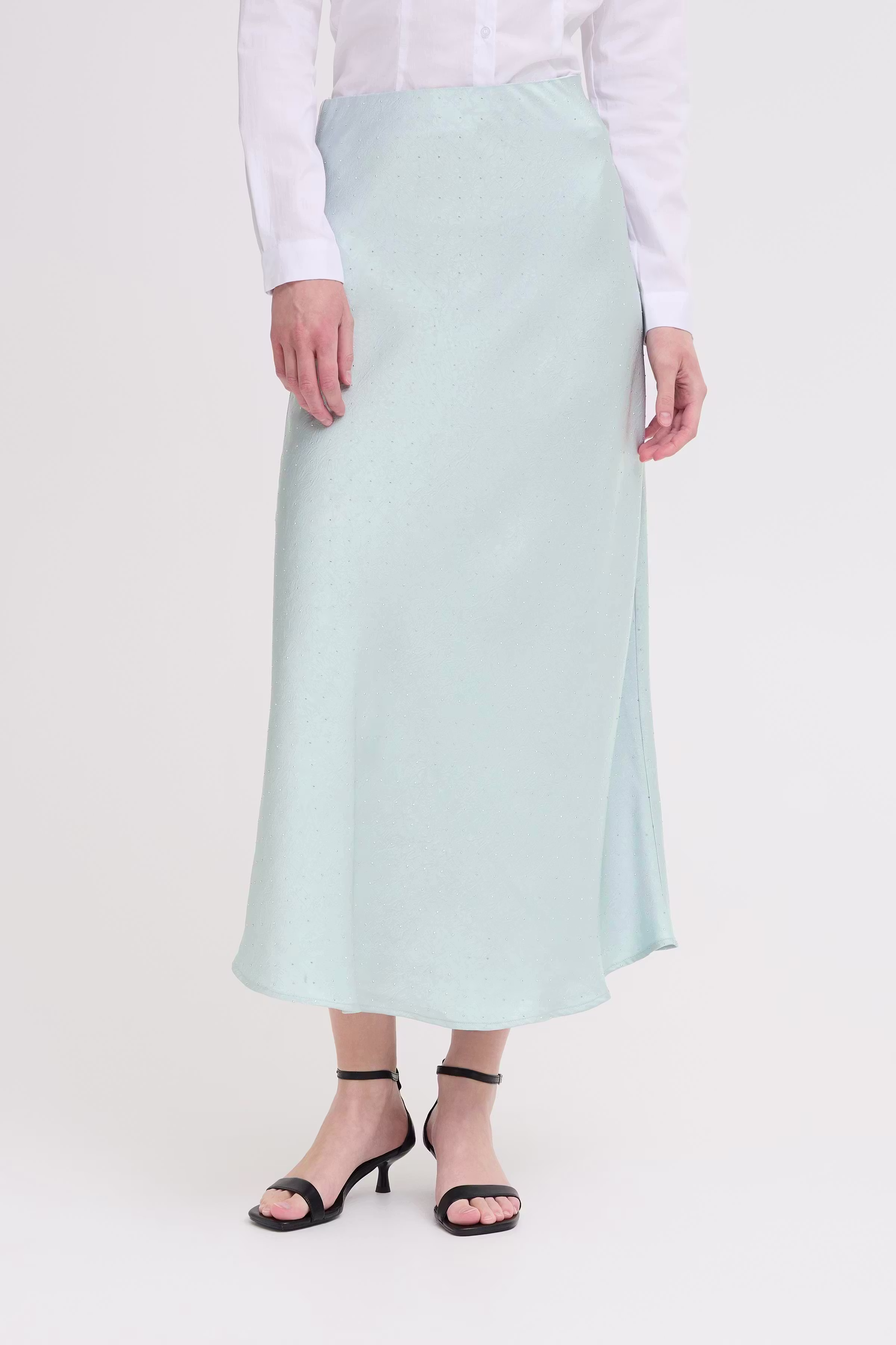 IHXCLARA Skirt LOOKBOOK FRONT 20123766-164404