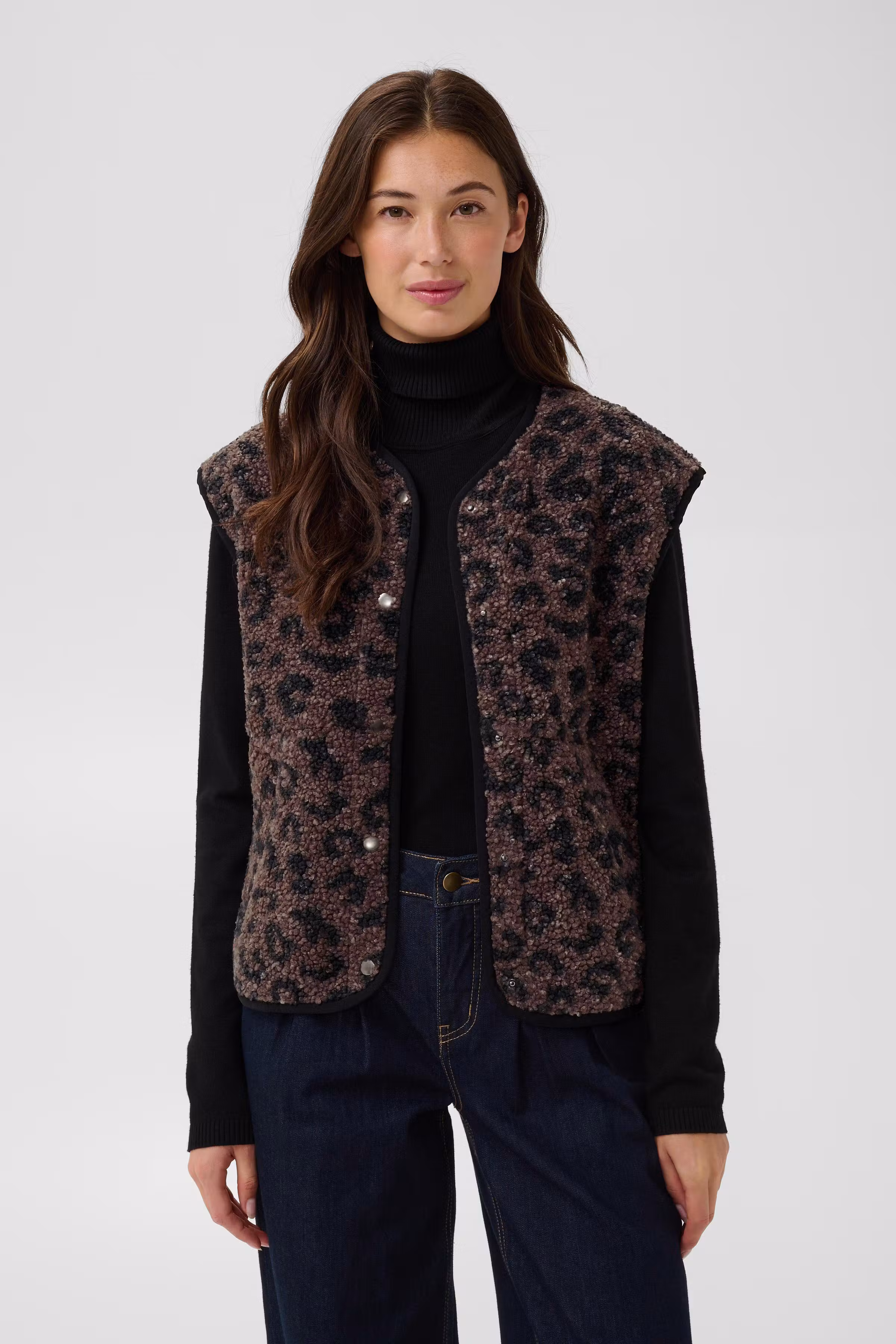 CUtitania Vest LOOKBOOK FRONT 50113876-1000909