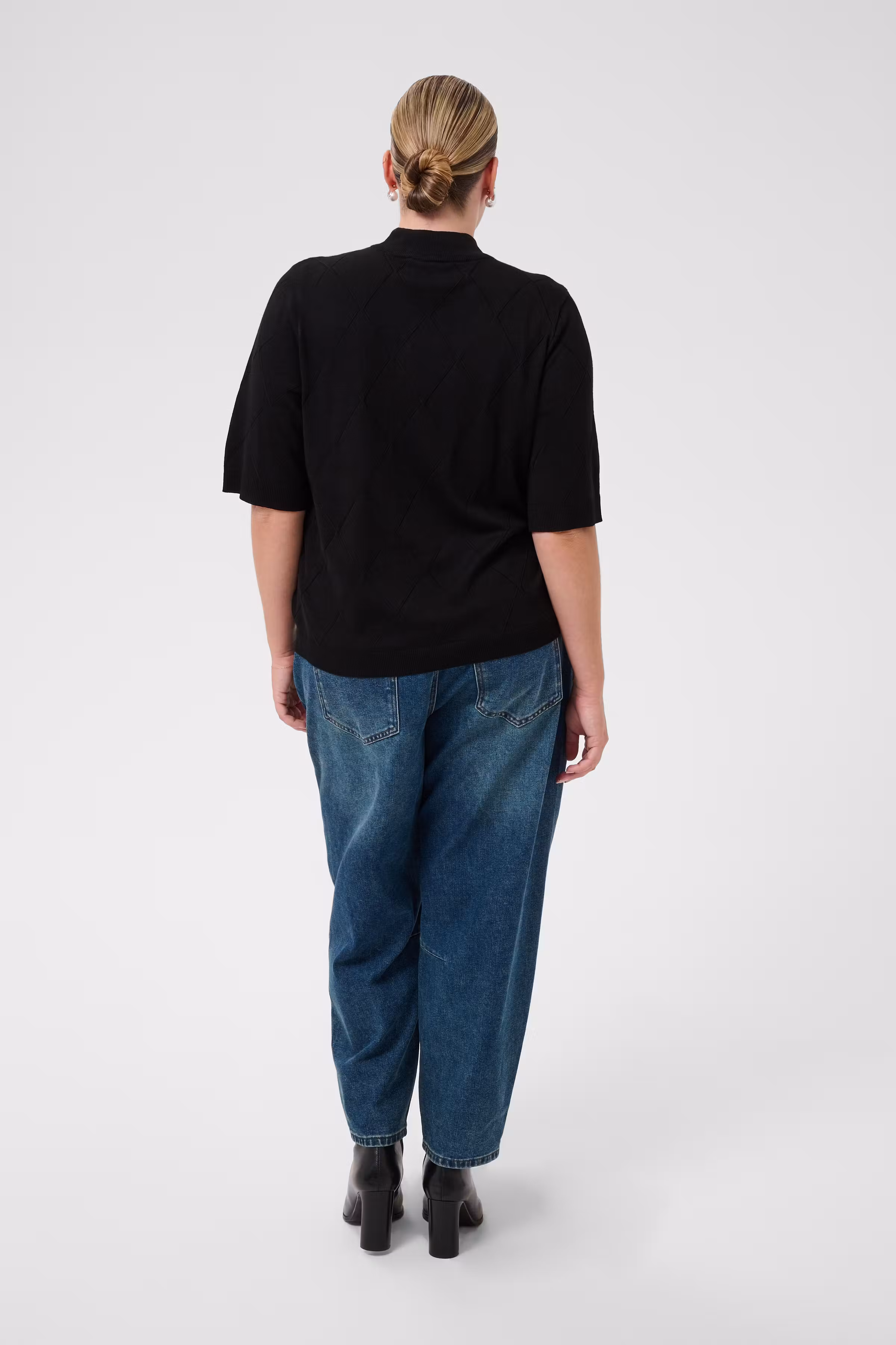 KCliva Pullover LOOKBOOK BACK 10584392-100121
