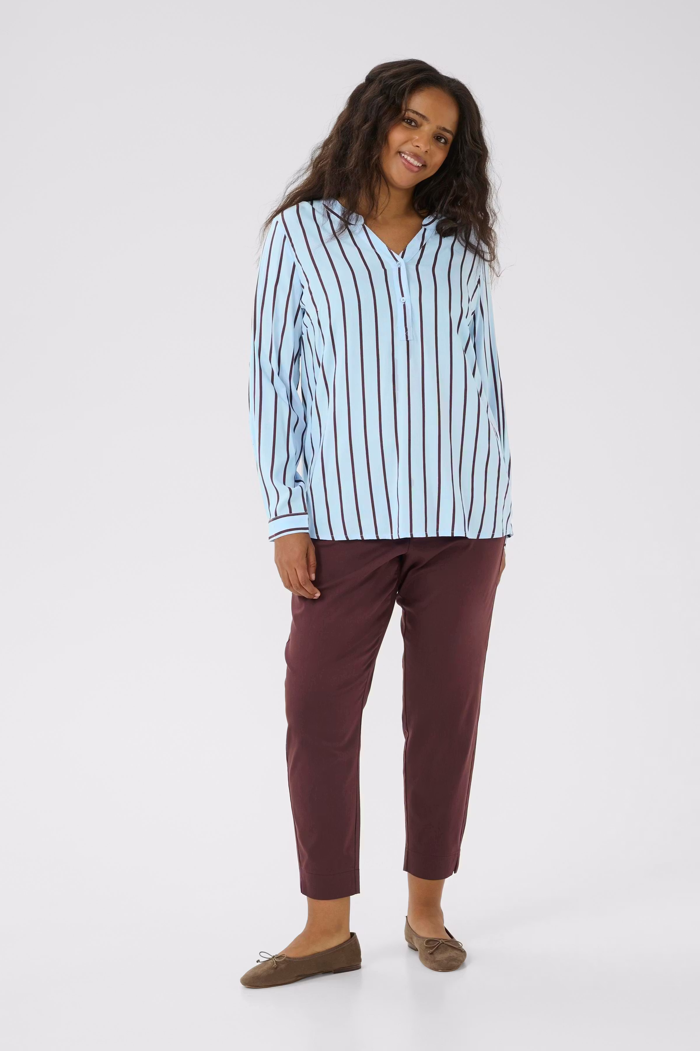 KCsida Bluse LOOKBOOK FRONT 10580350-108046