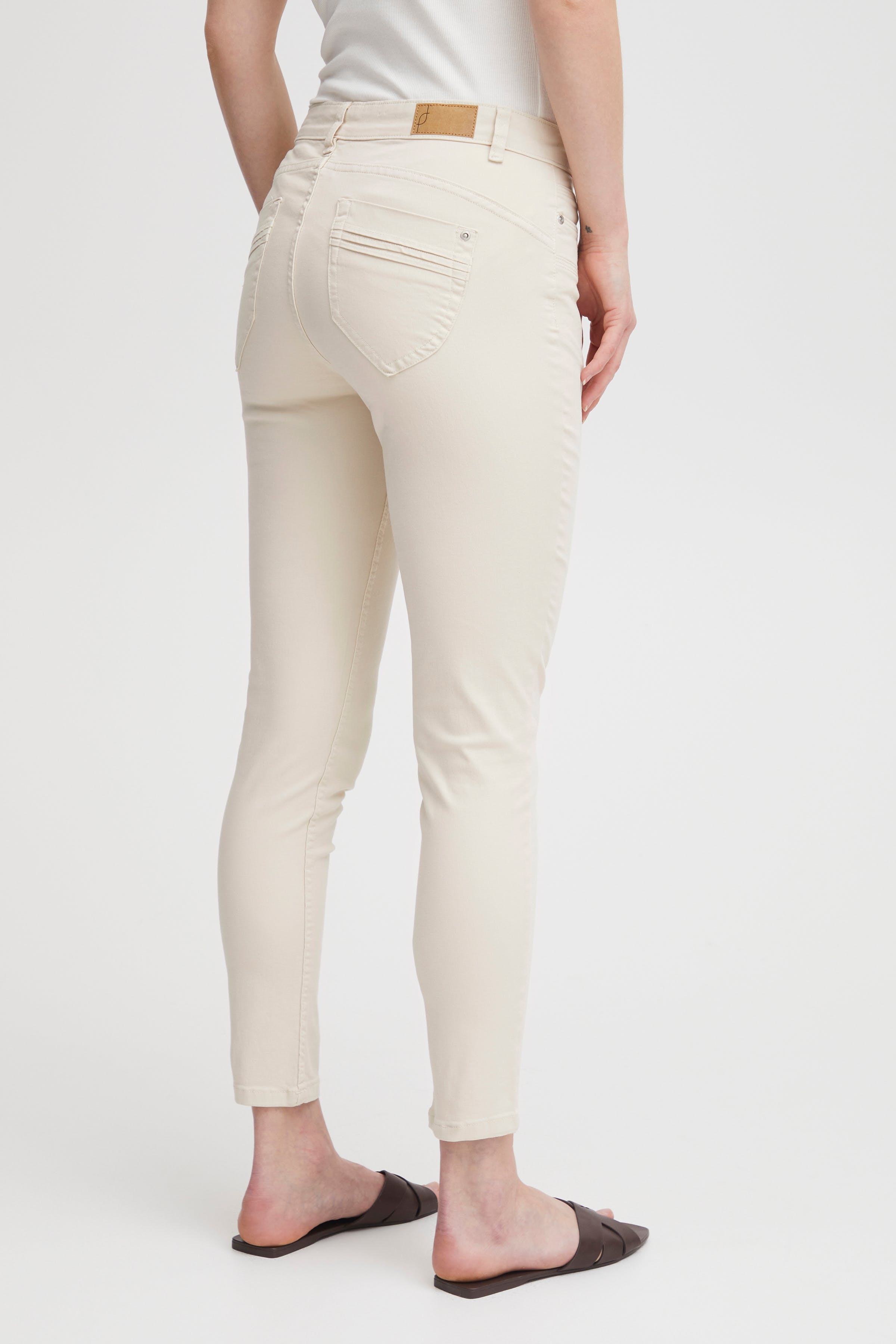 FRFOTWILL Trousers LOOKBOOK FRONT 20610422-130905