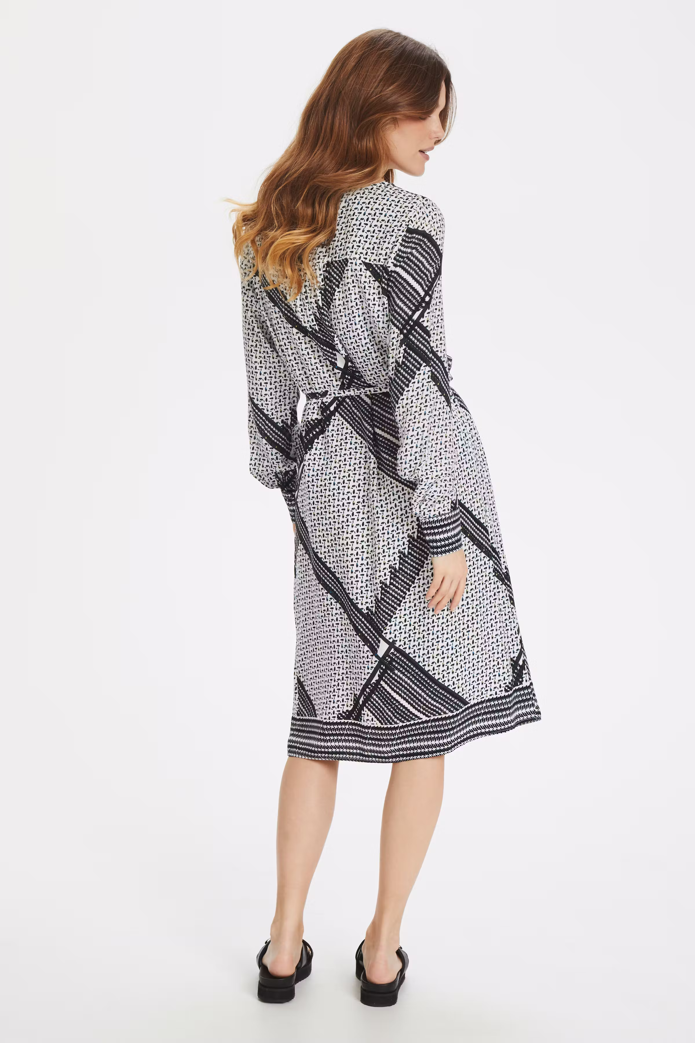 Kleid LOOKBOOK BACK 20607294-69010