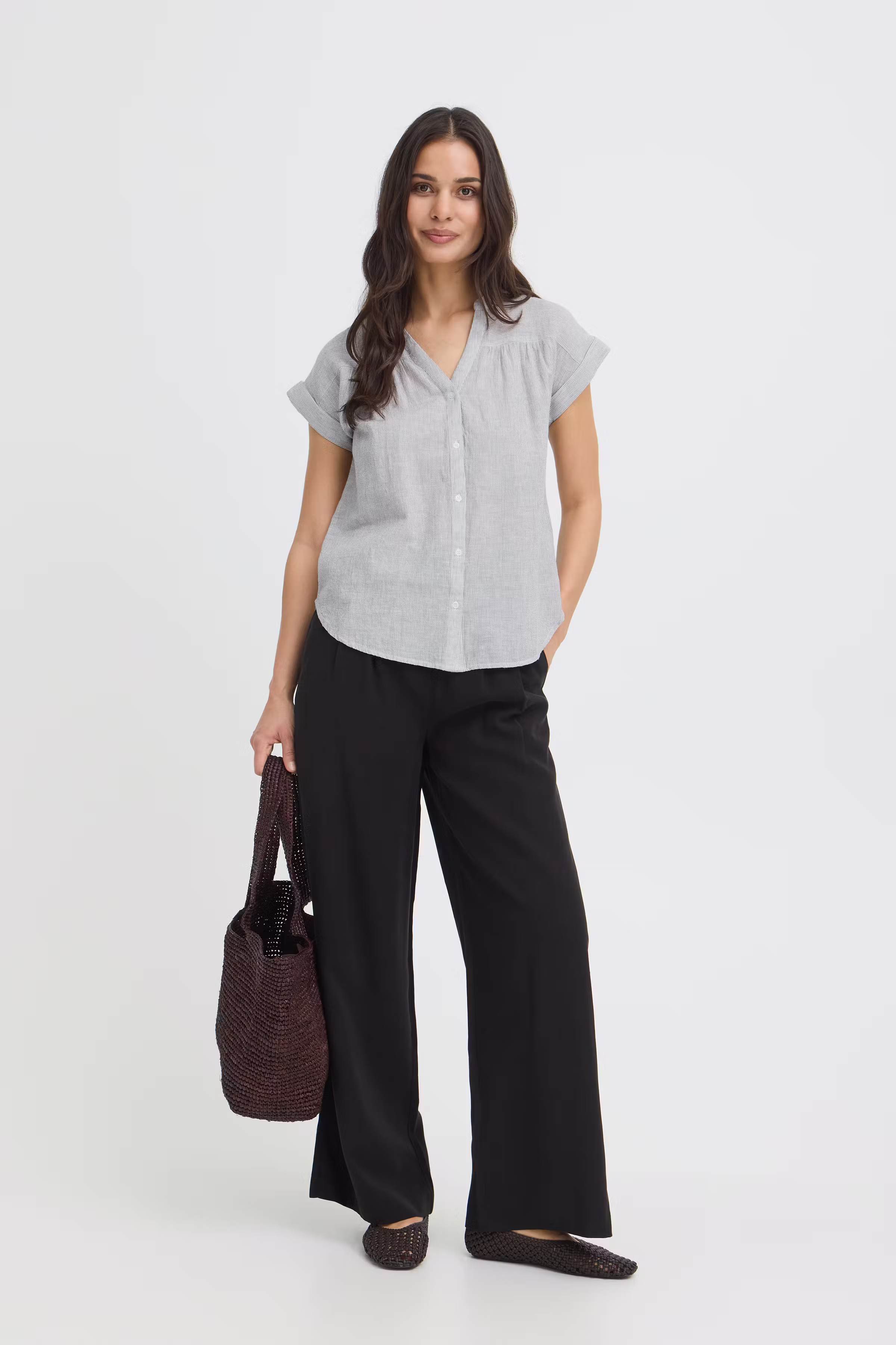 BYIZOLA Shirt LOOKBOOK FRONT 20818977-900008326
