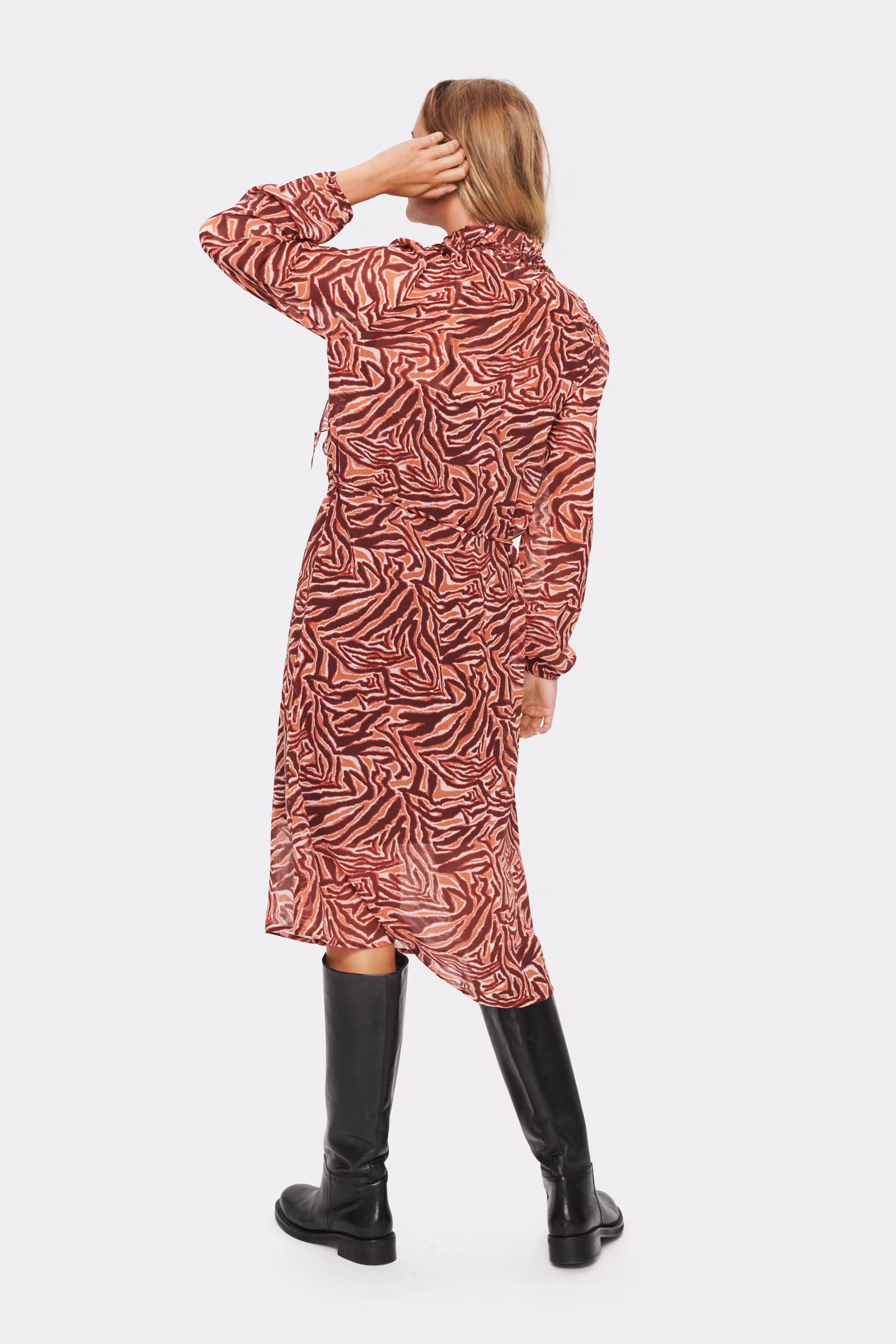 LiljaSZ Dress LOOKBOOK BACK 30510378-600419